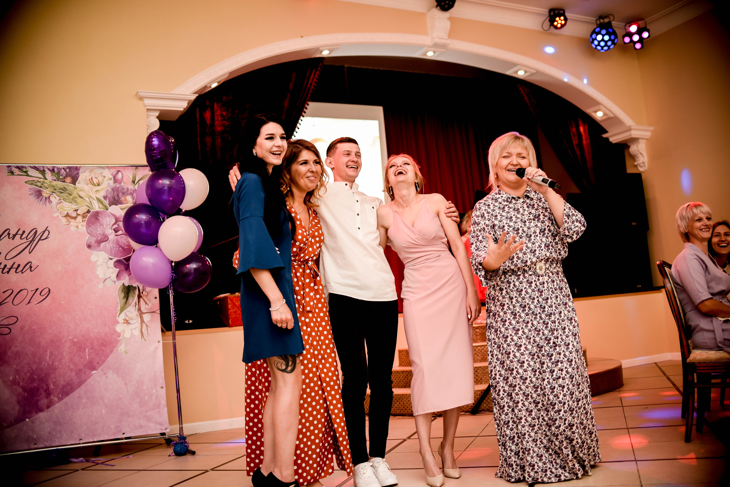 Яркая июльская история Алескандра и Инны. Свадебный, семейный, детский, контент фотограф в Омске Максим Ильин