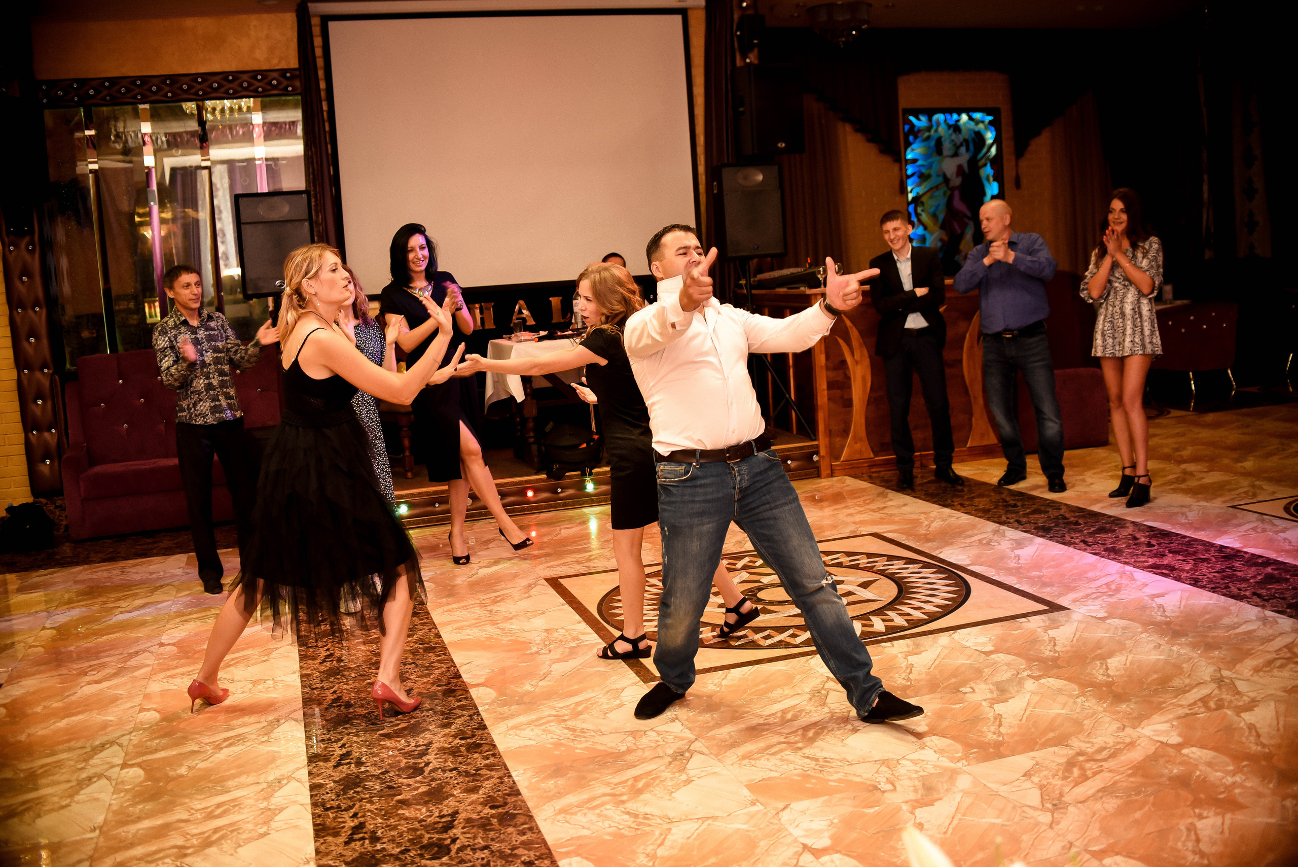 Элегантная пара Александр и Людмила. Свадебный, семейный, детский, контент фотограф в Омске Максим Ильин