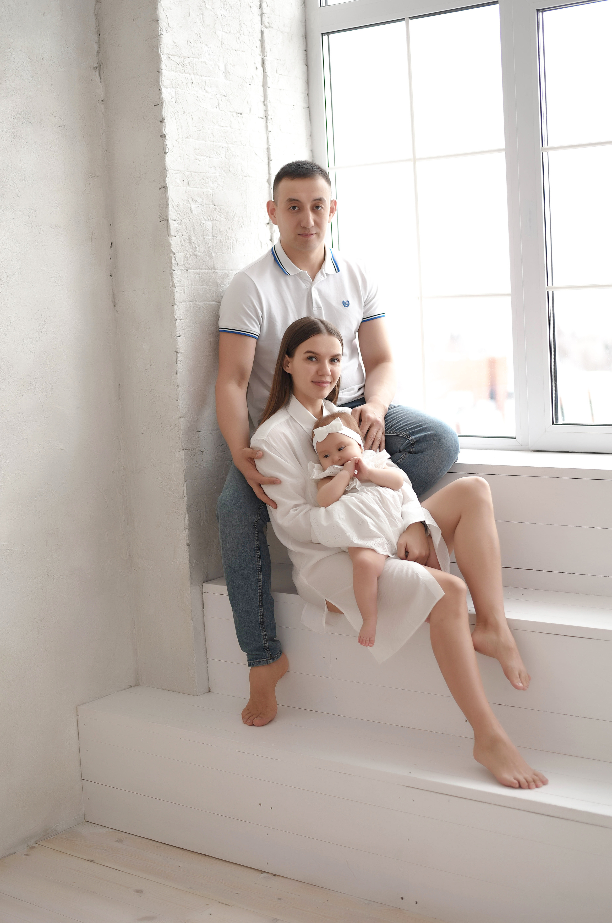 Студийные семейные, детские, индивидуальные фотосессии. Свадебный, семейный, детский, контент фотограф в Омске Максим Ильин