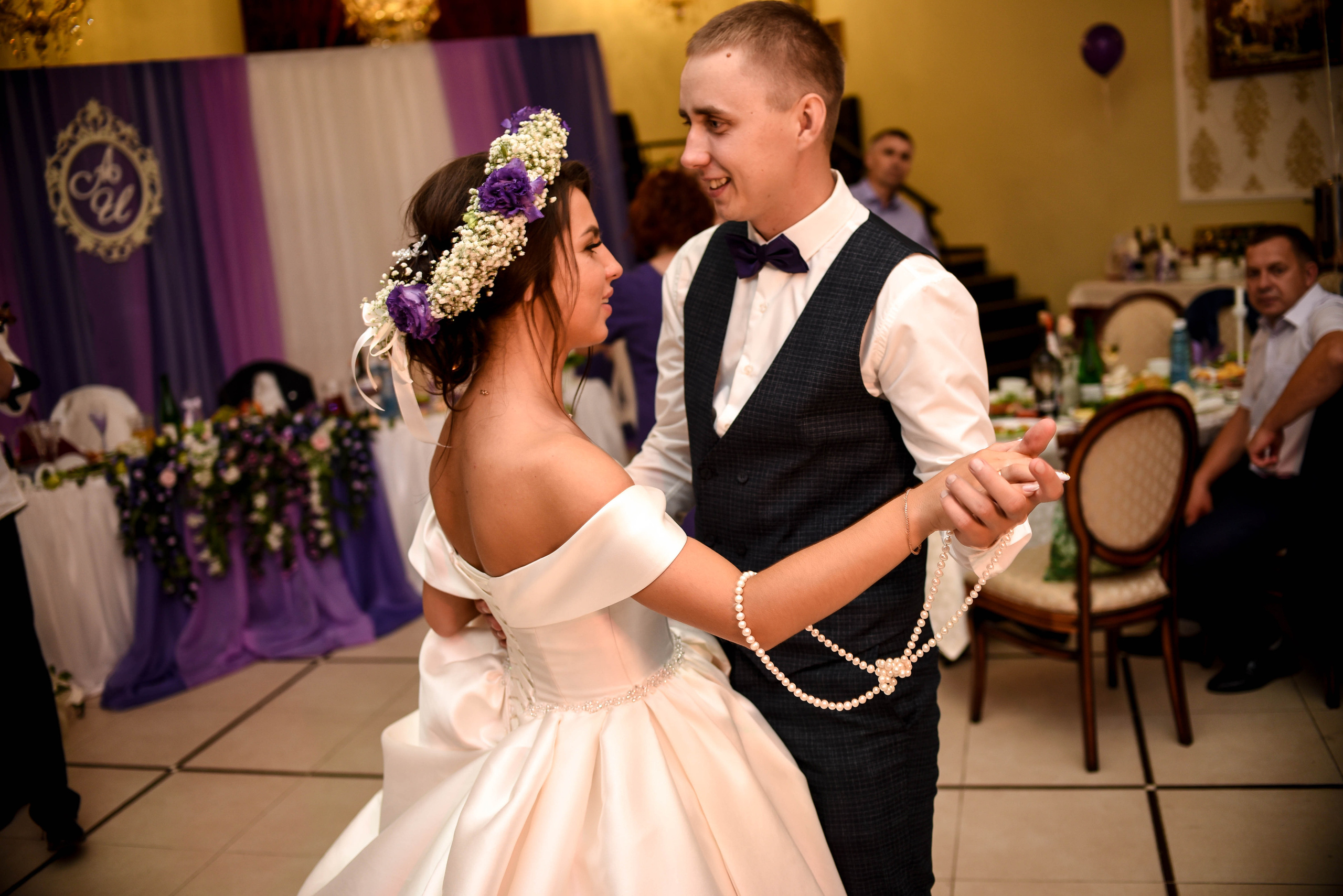 Яркая июльская история Алескандра и Инны. Свадебный, семейный, детский, контент фотограф в Омске Максим Ильин