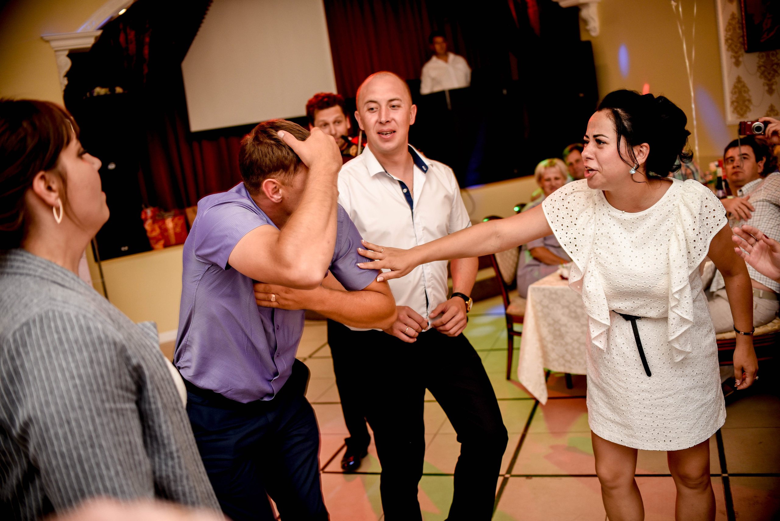 Яркая июльская история Алескандра и Инны. Свадебный, семейный, детский, контент фотограф в Омске Максим Ильин