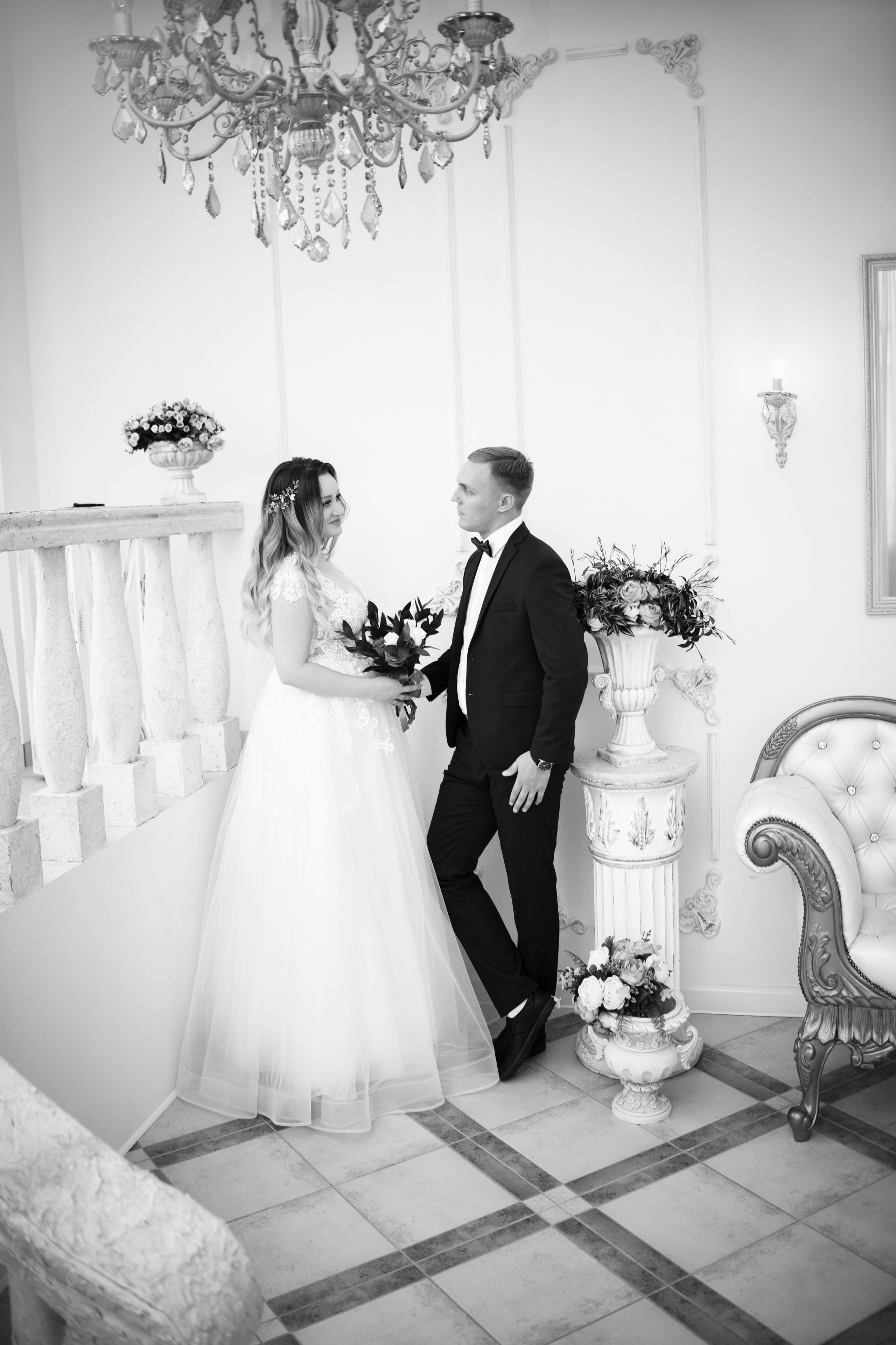 Летняя серия кадров с прогулки Александра и Юлии. Свадебный, семейный, детский, контент фотограф в Омске Максим Ильин