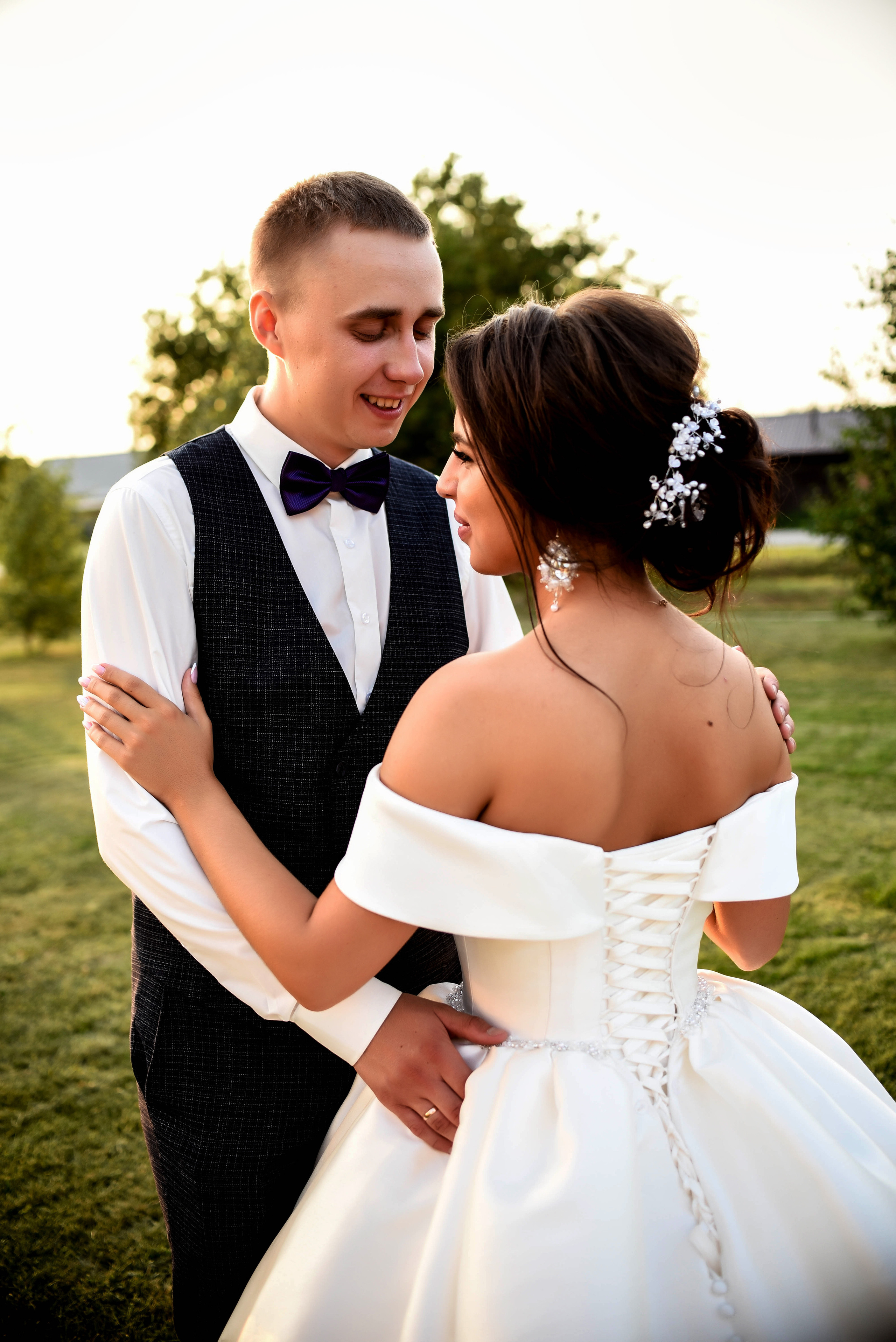 Яркая июльская история Алескандра и Инны. Свадебный, семейный, детский, контент фотограф в Омске Максим Ильин