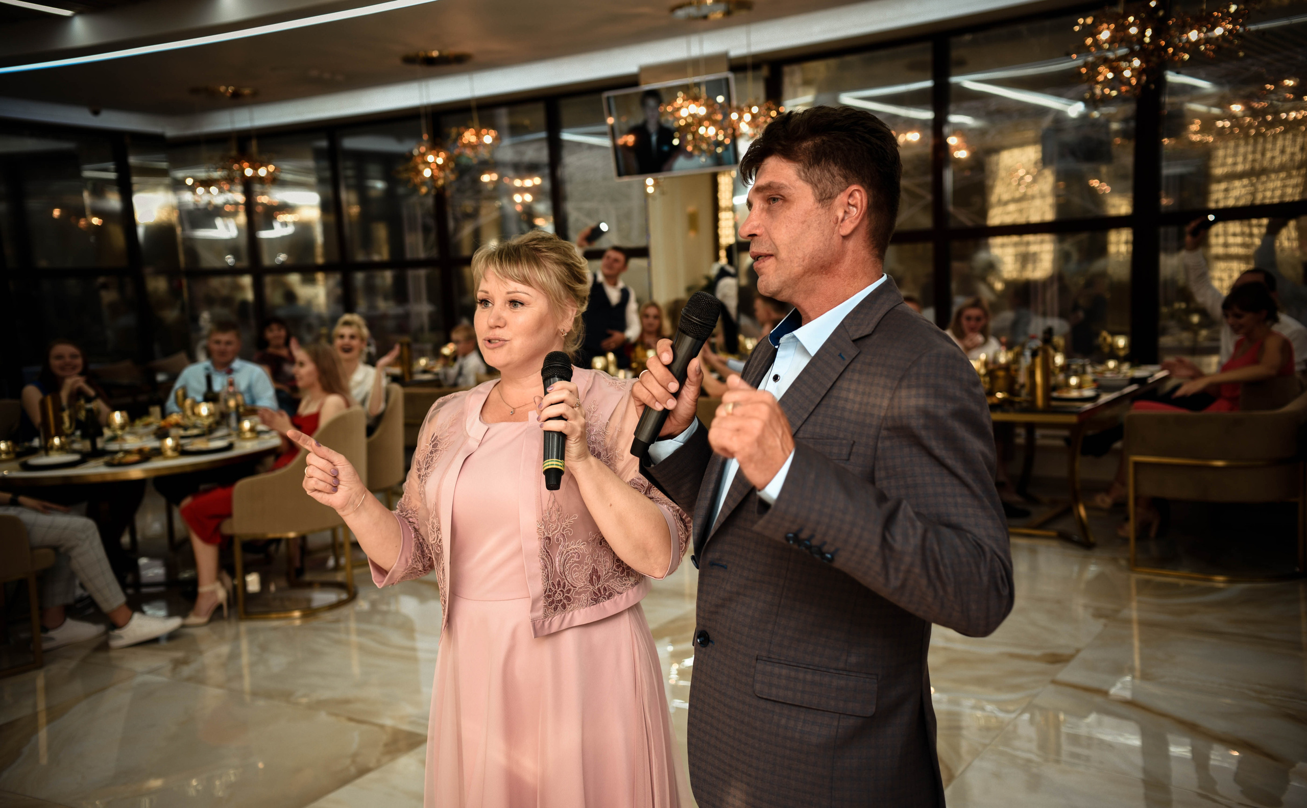 Романтичная история Яны и Константина. Свадебный, семейный, детский, контент фотограф в Омске Максим Ильин