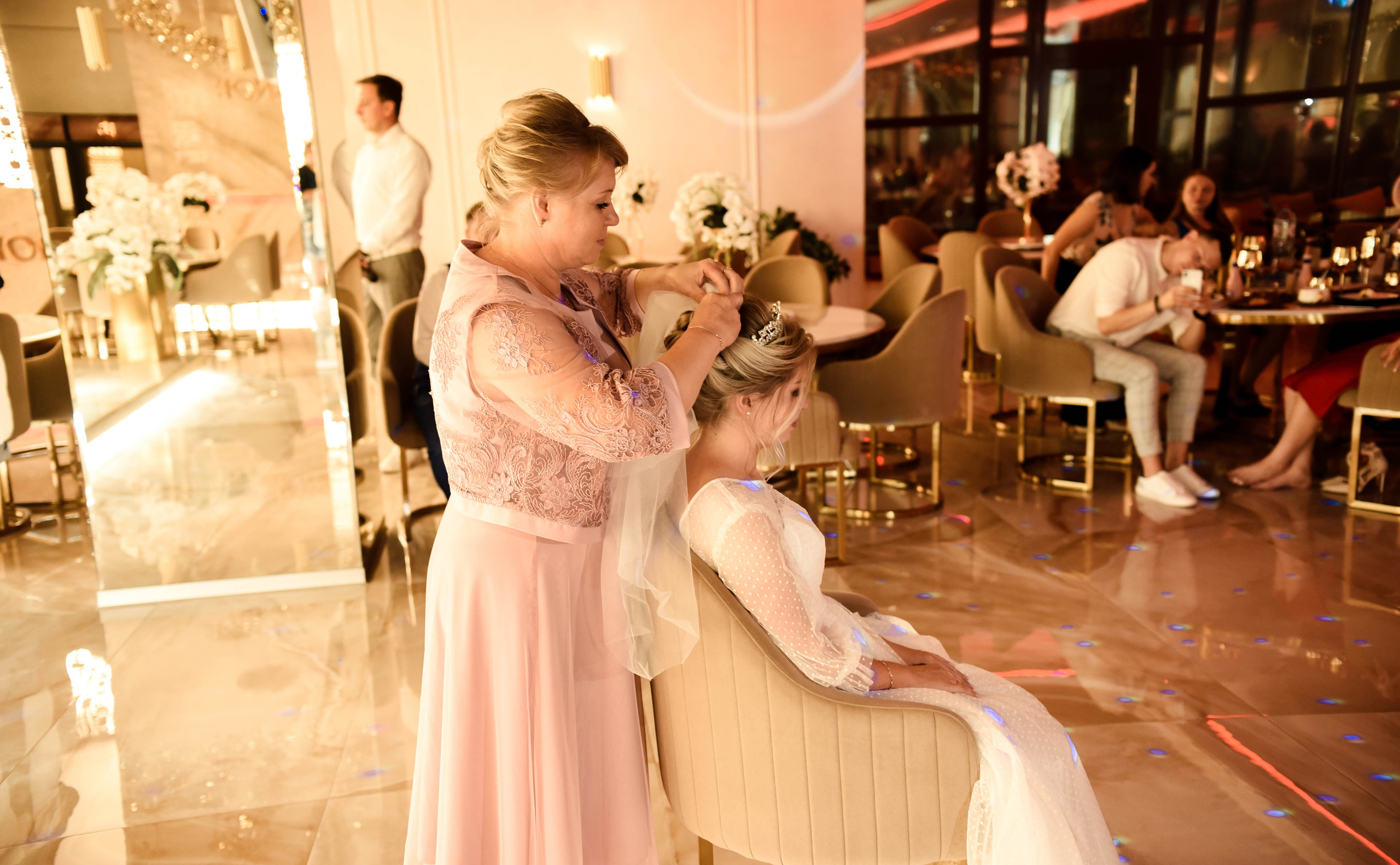 Романтичная история Яны и Константина. Свадебный, семейный, детский, контент фотограф в Омске Максим Ильин