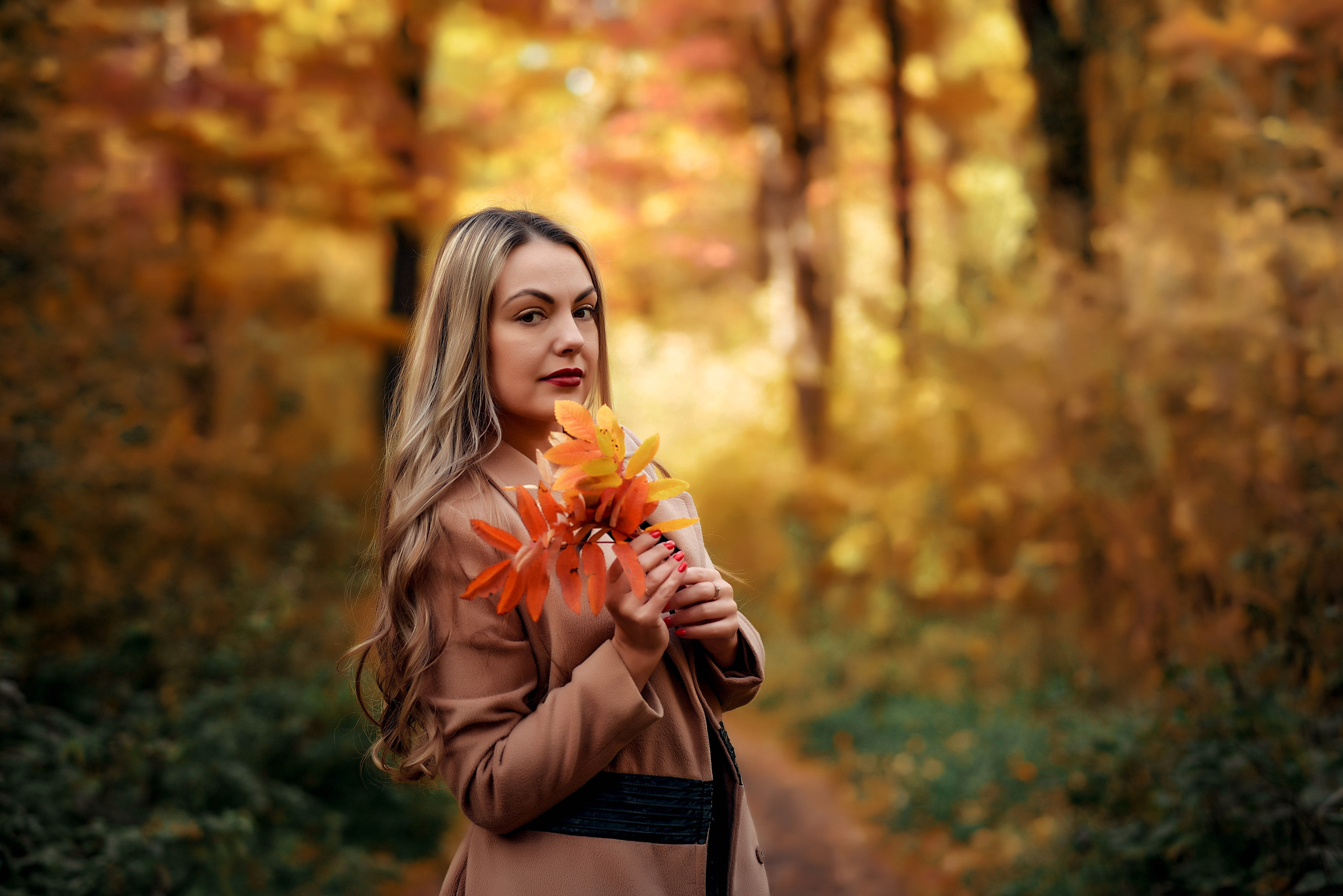 Прогулочные семейные, детские, индивидуальные фотосессии. Свадебный, семейный, детский, контент фотограф в Омске Максим Ильин