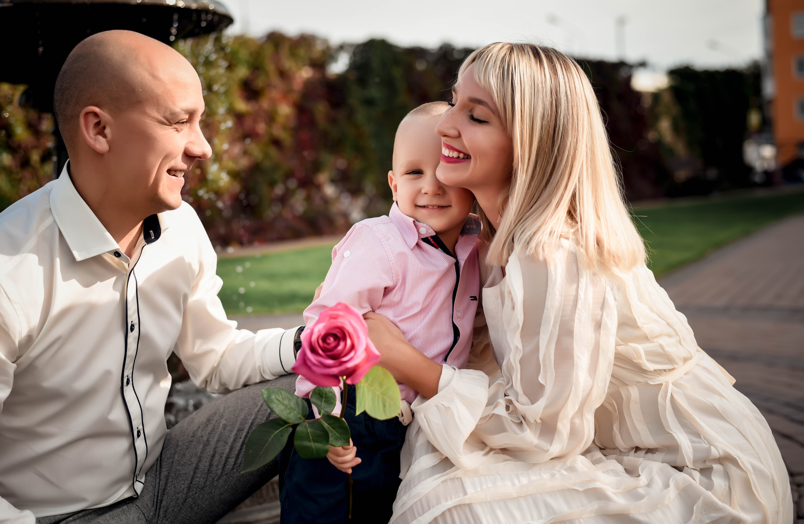 Прогулочные семейные, детские, индивидуальные фотосессии. Свадебный, семейный, детский, контент фотограф в Омске Максим Ильин