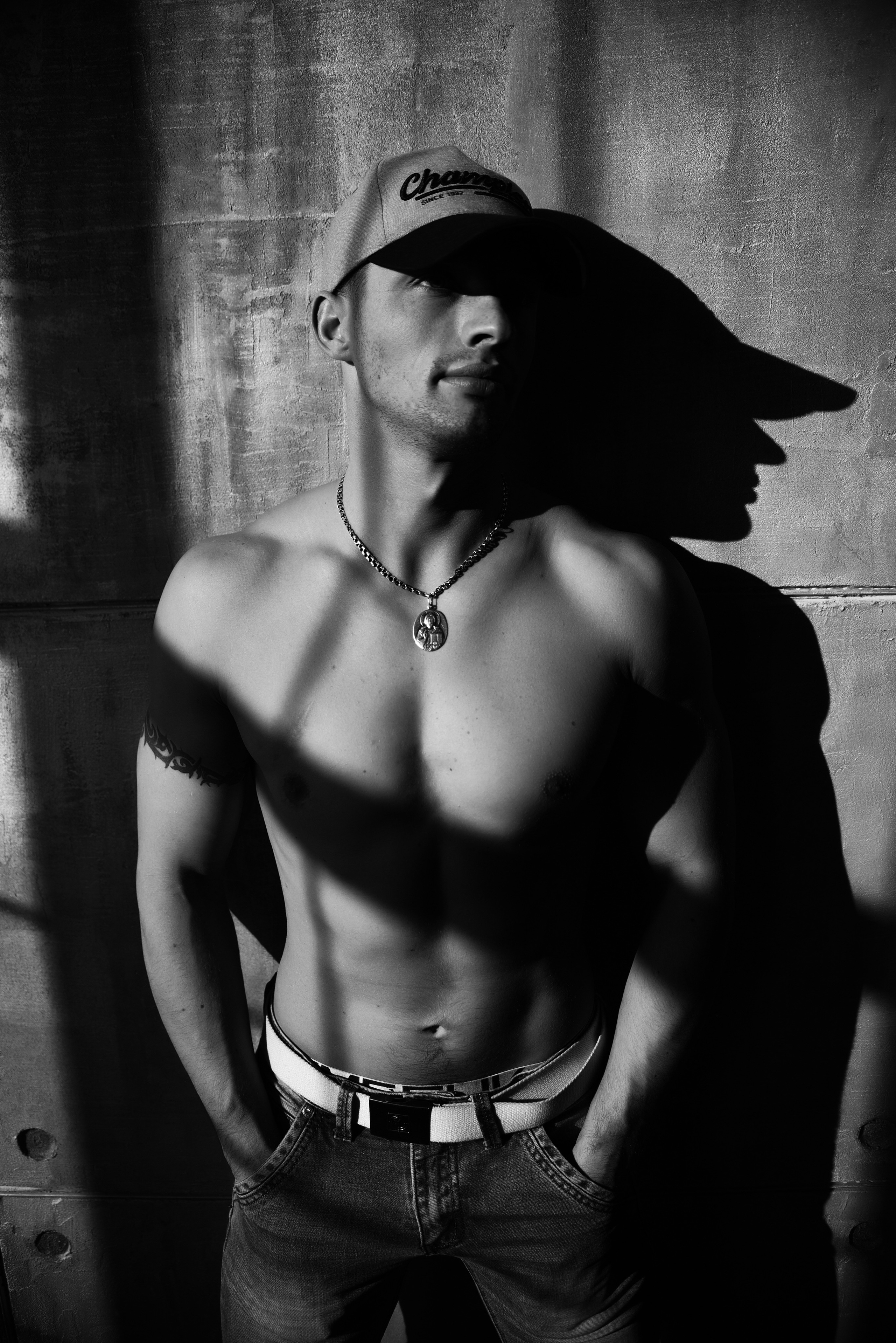 Студийные семейные, детские, индивидуальные фотосессии. Свадебный, семейный, детский, контент фотограф в Омске Максим Ильин