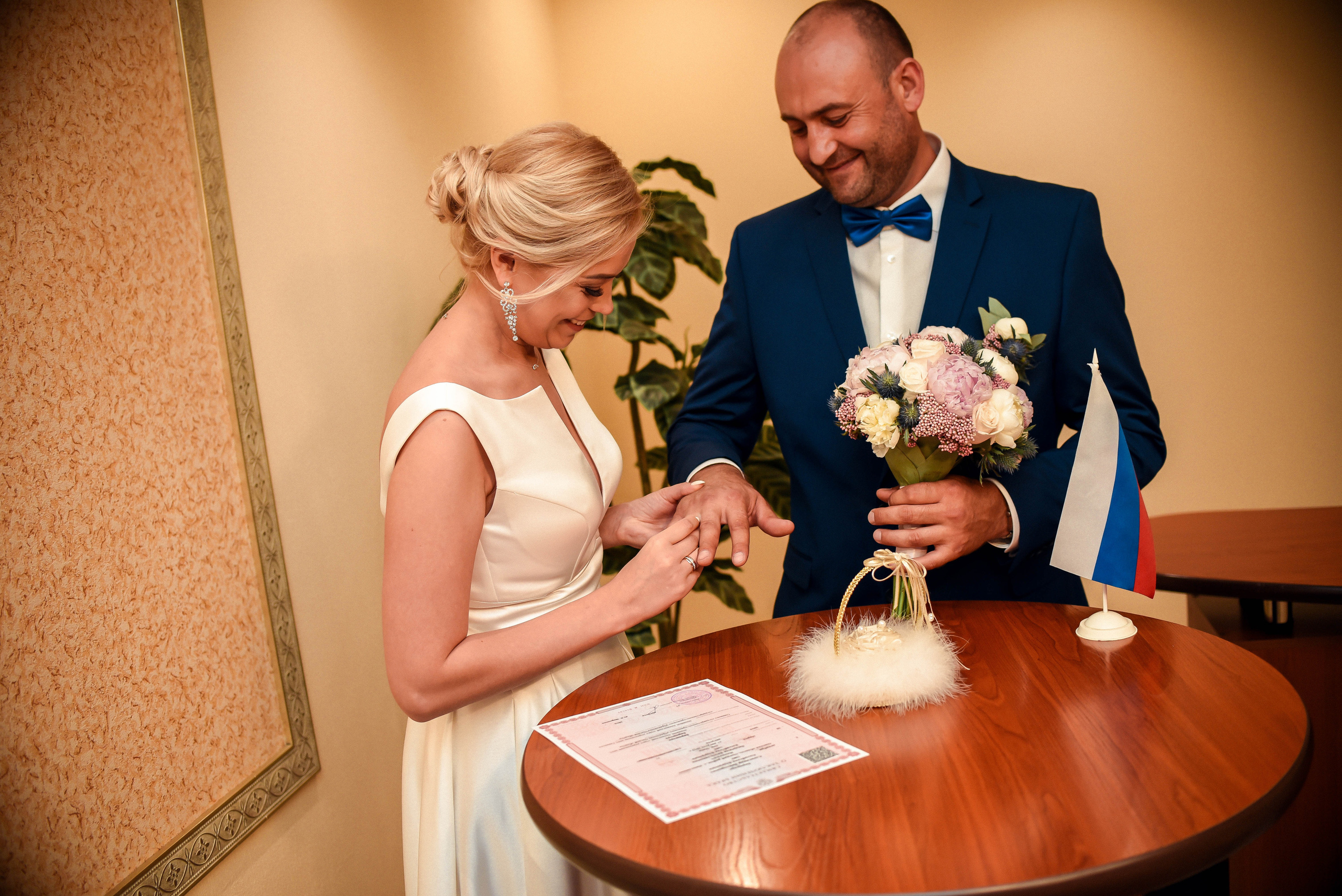 Элегантная пара Александр и Людмила. Свадебный, семейный, детский, контент фотограф в Омске Максим Ильин