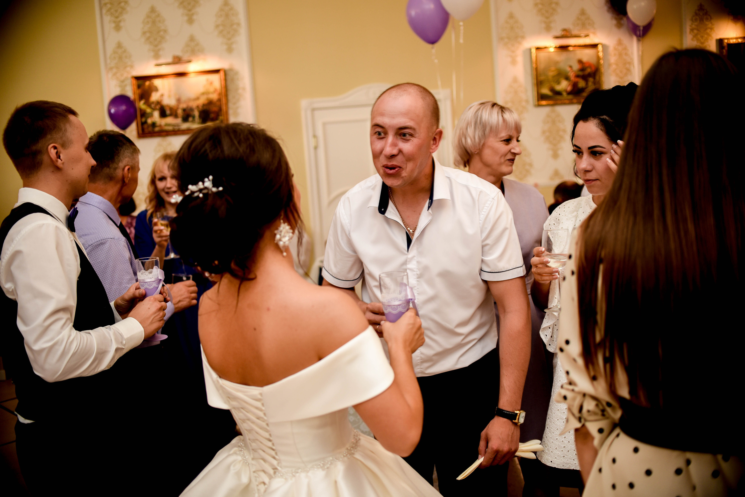 Яркая июльская история Алескандра и Инны. Свадебный, семейный, детский, контент фотограф в Омске Максим Ильин