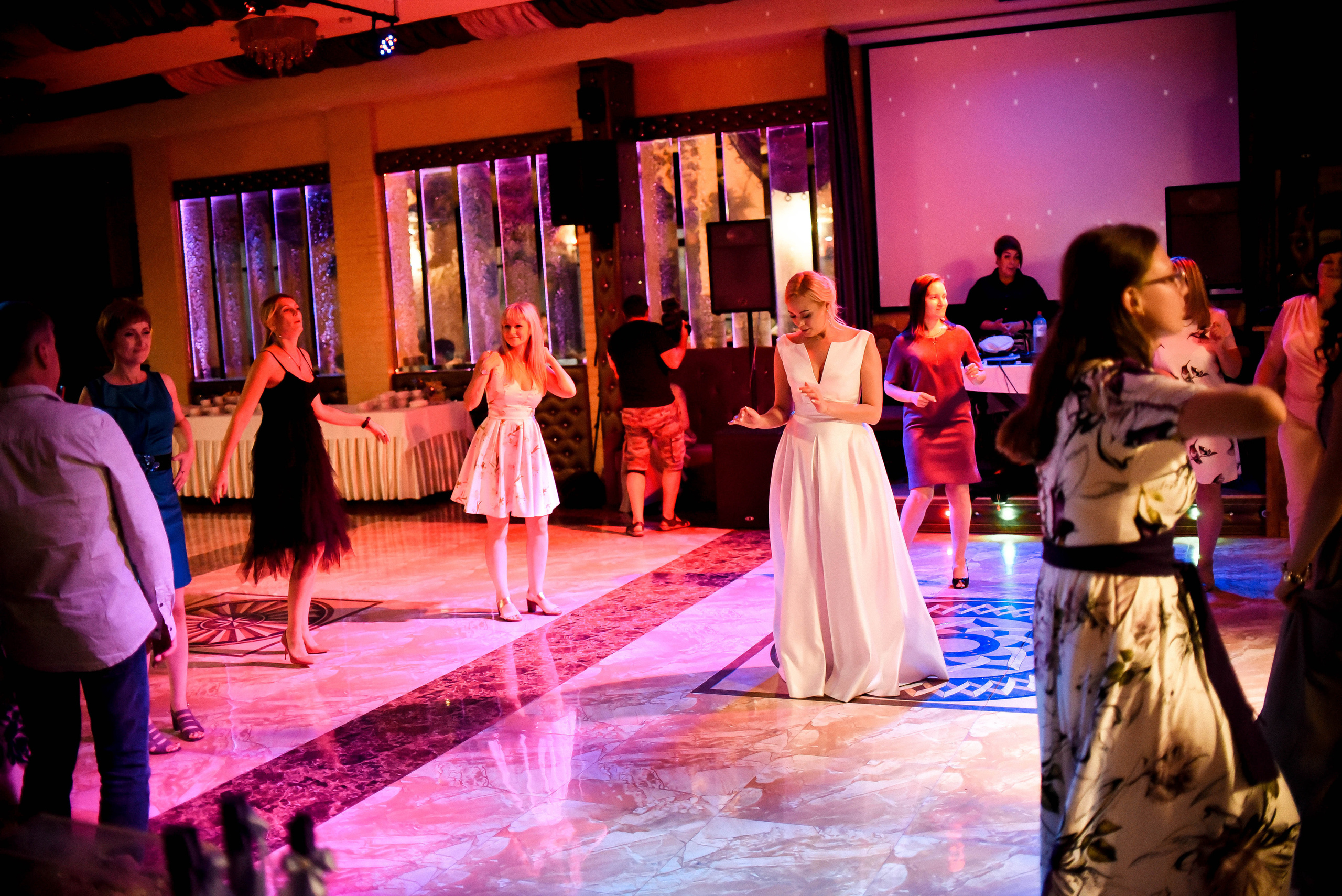 Элегантная пара Александр и Людмила. Свадебный, семейный, детский, контент фотограф в Омске Максим Ильин