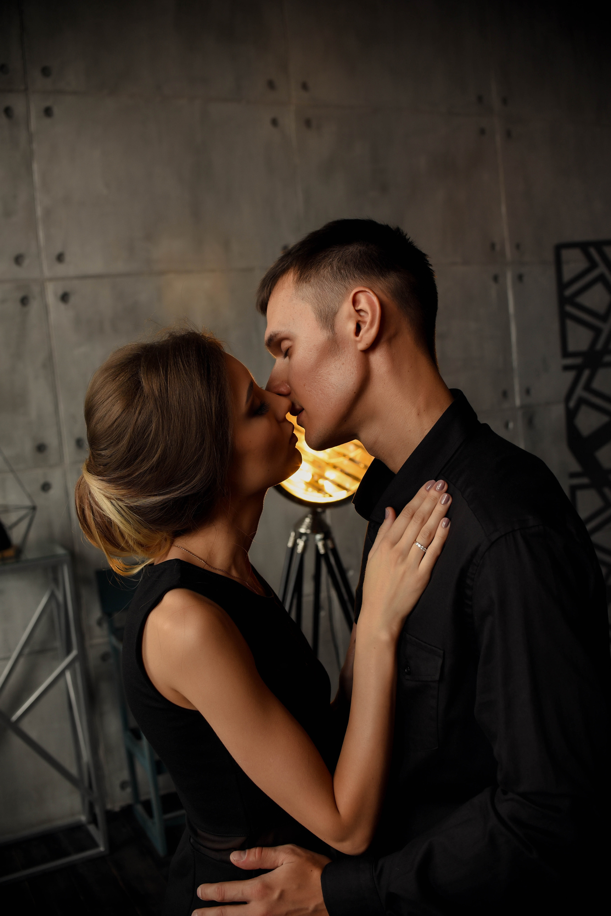 Студийное Love story. Свадебный, семейный, детский, контент фотограф в Омске Максим Ильин