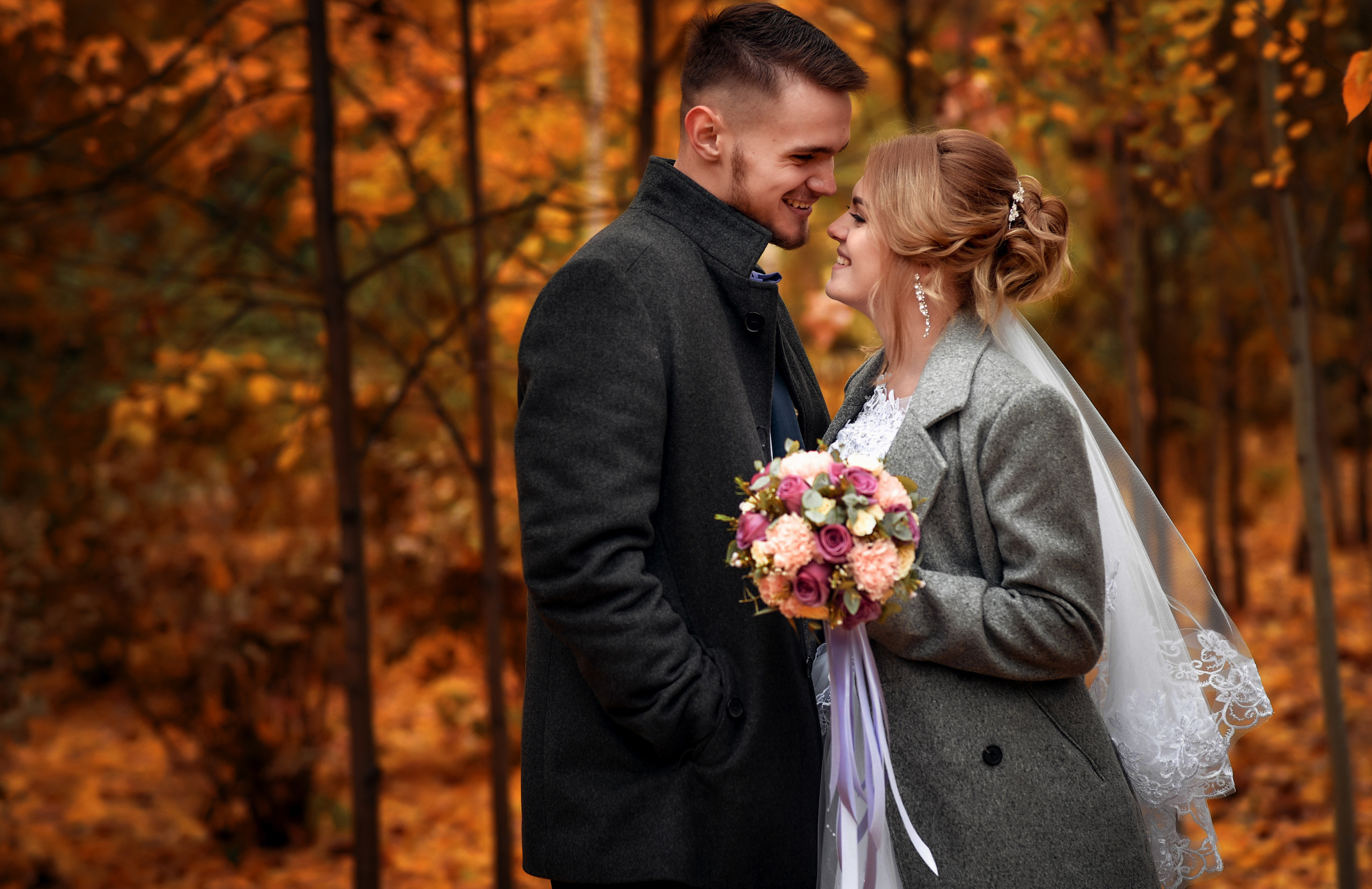 Осенняя свадебная серия Александра и Кристины. Свадебный, семейный, детский, контент фотограф в Омске Максим Ильин