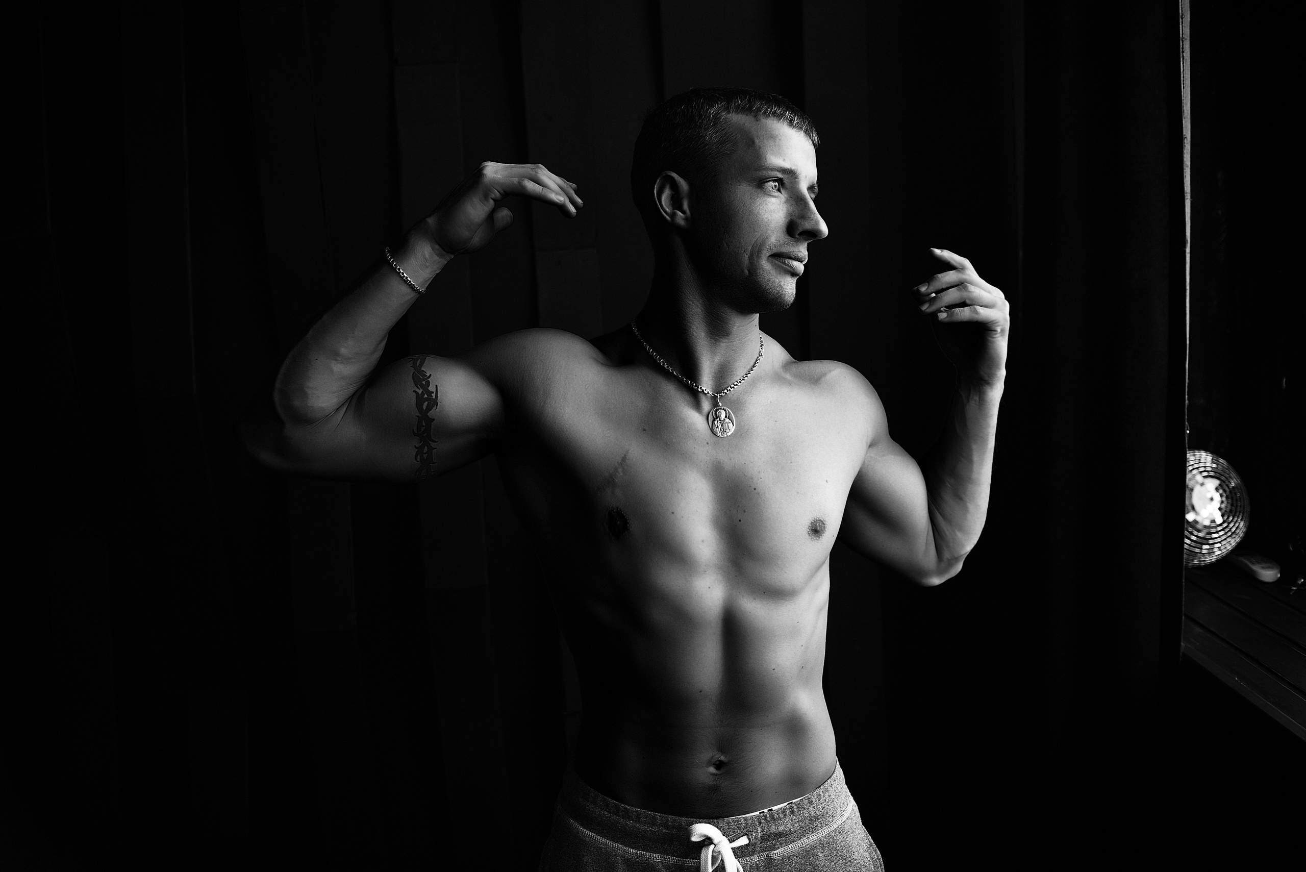 Студийные семейные, детские, индивидуальные фотосессии. Свадебный, семейный, детский, контент фотограф в Омске Максим Ильин