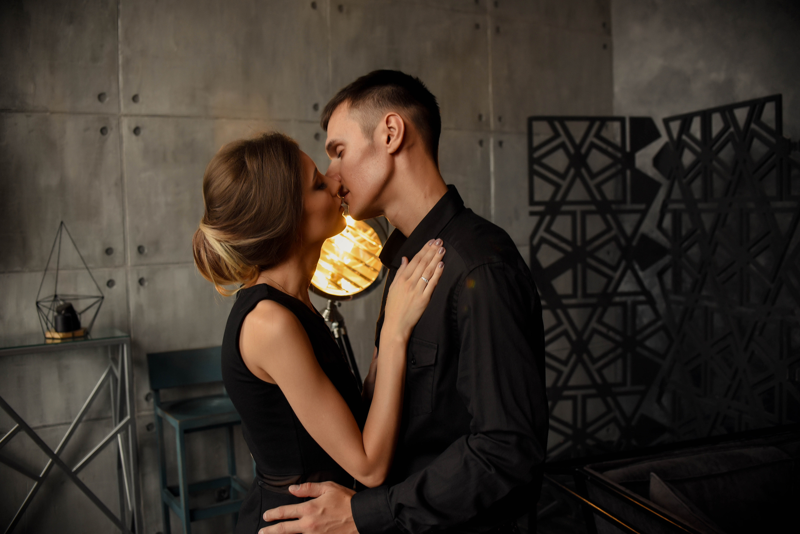 Студийное Love story. Свадебный, семейный, детский, контент фотограф в Омске Максим Ильин