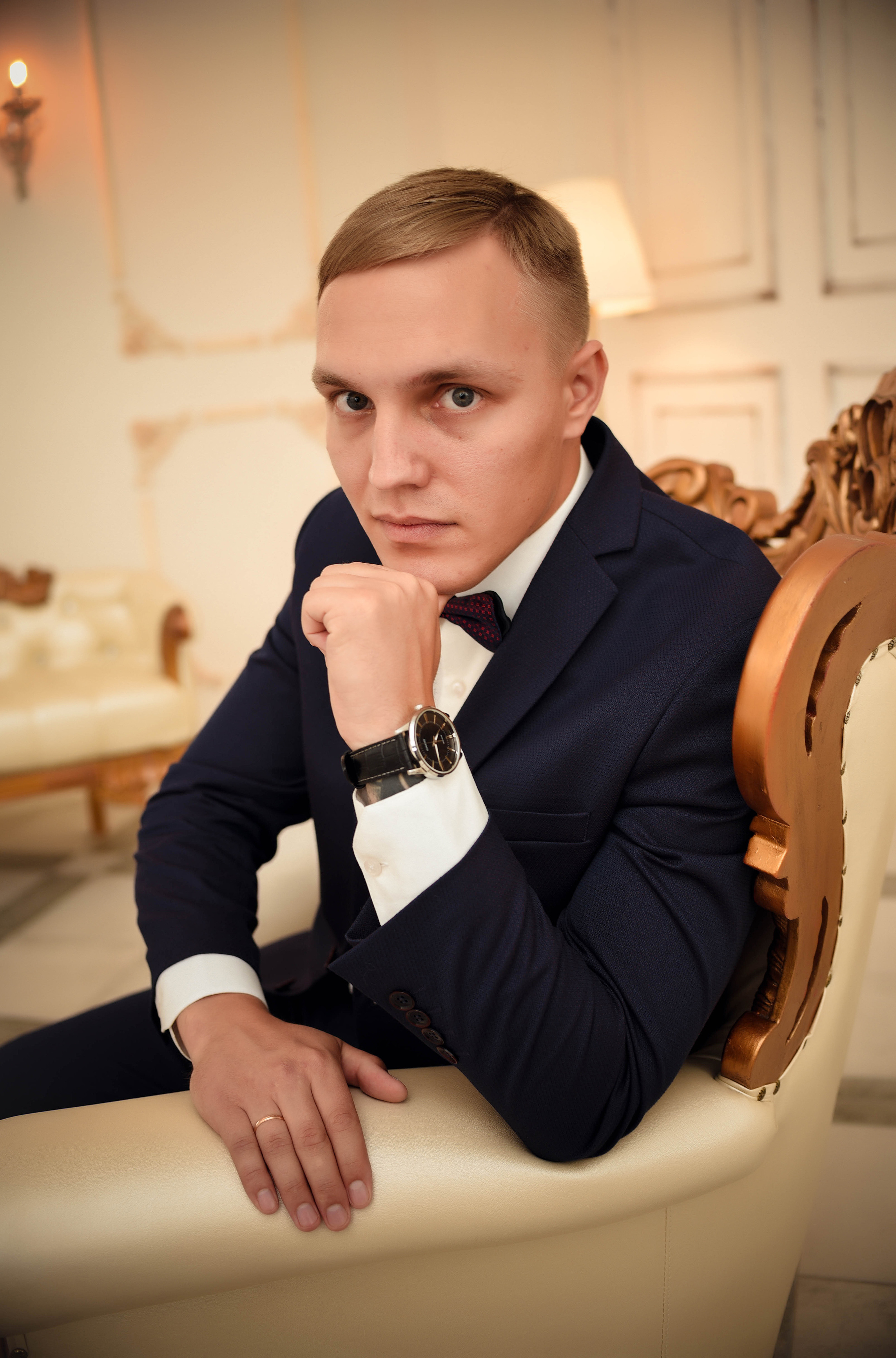 Летняя серия кадров с прогулки Александра и Юлии. Свадебный, семейный, детский, контент фотограф в Омске Максим Ильин