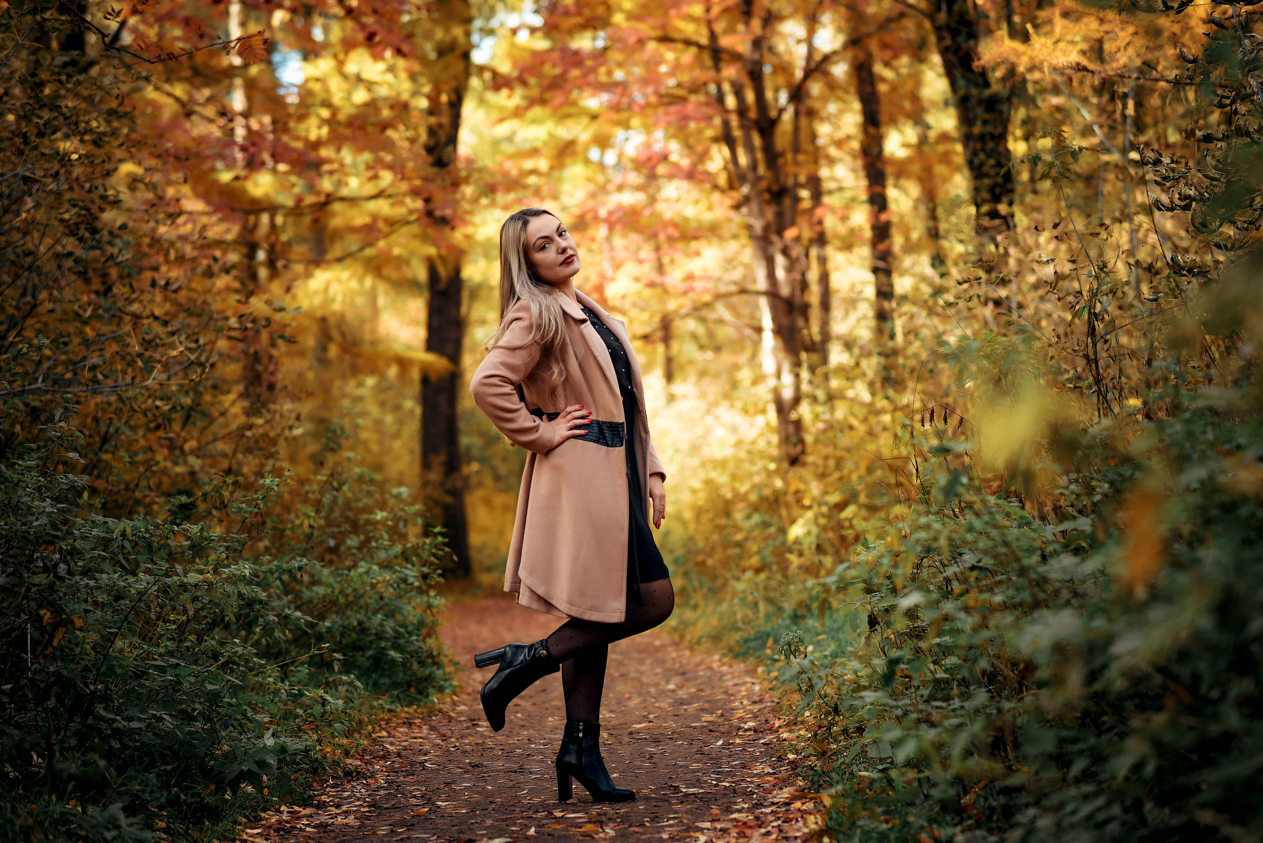 Прогулочные семейные, детские, индивидуальные фотосессии. Свадебный, семейный, детский, контент фотограф в Омске Максим Ильин