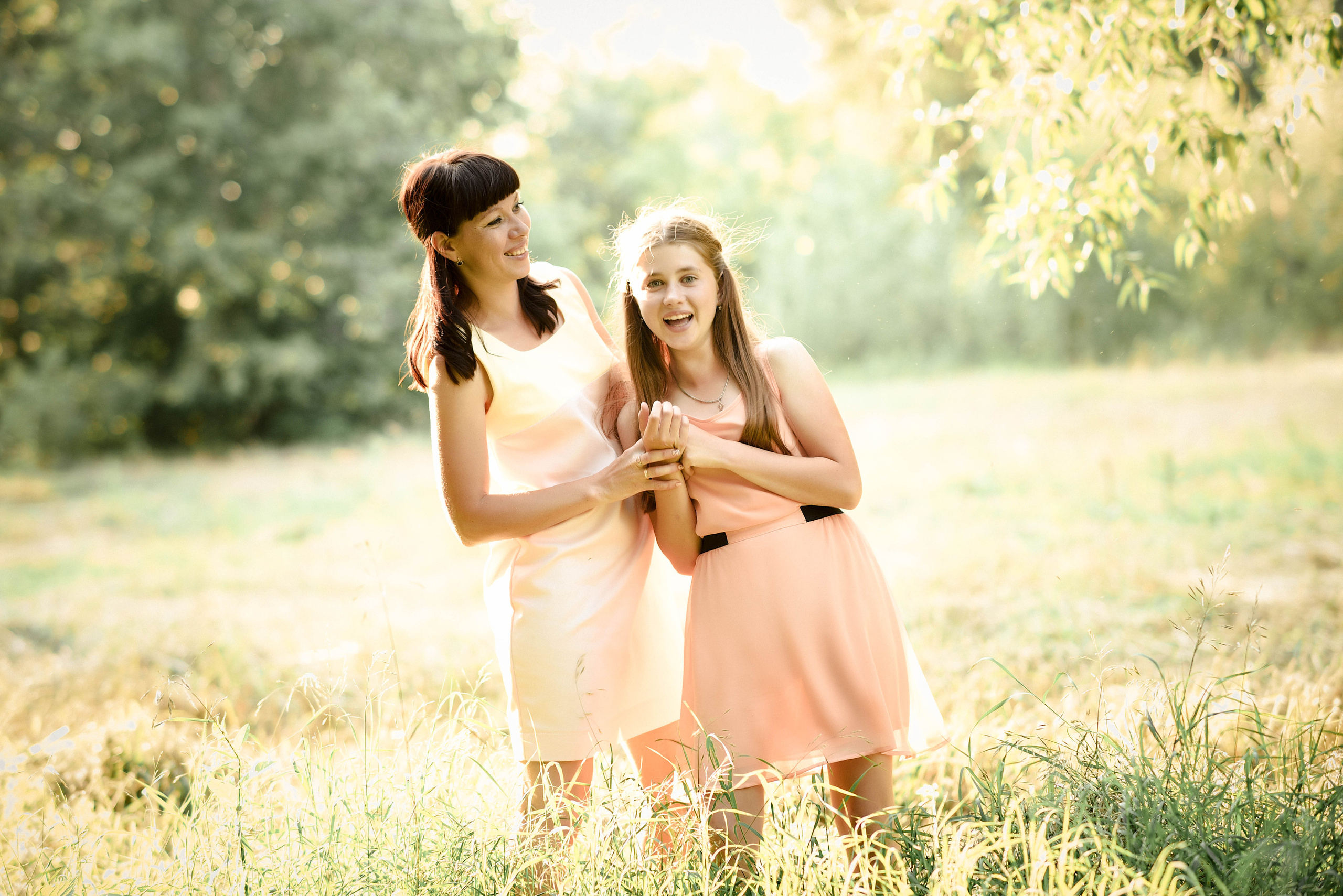 Прогулочные семейные, детские, индивидуальные фотосессии. Свадебный, семейный, детский, контент фотограф в Омске Максим Ильин