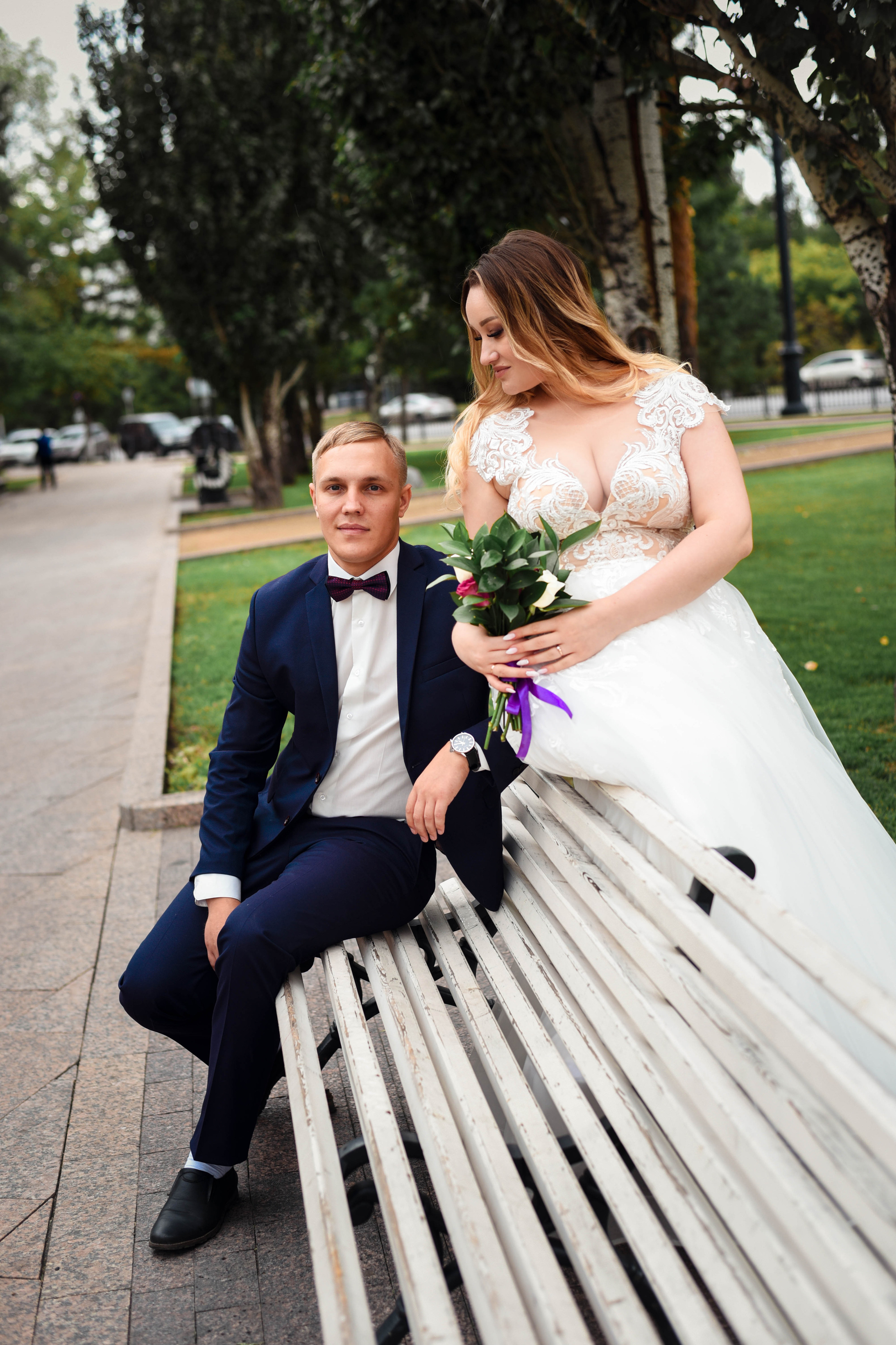 Летняя серия кадров с прогулки Александра и Юлии. Свадебный, семейный, детский, контент фотограф в Омске Максим Ильин