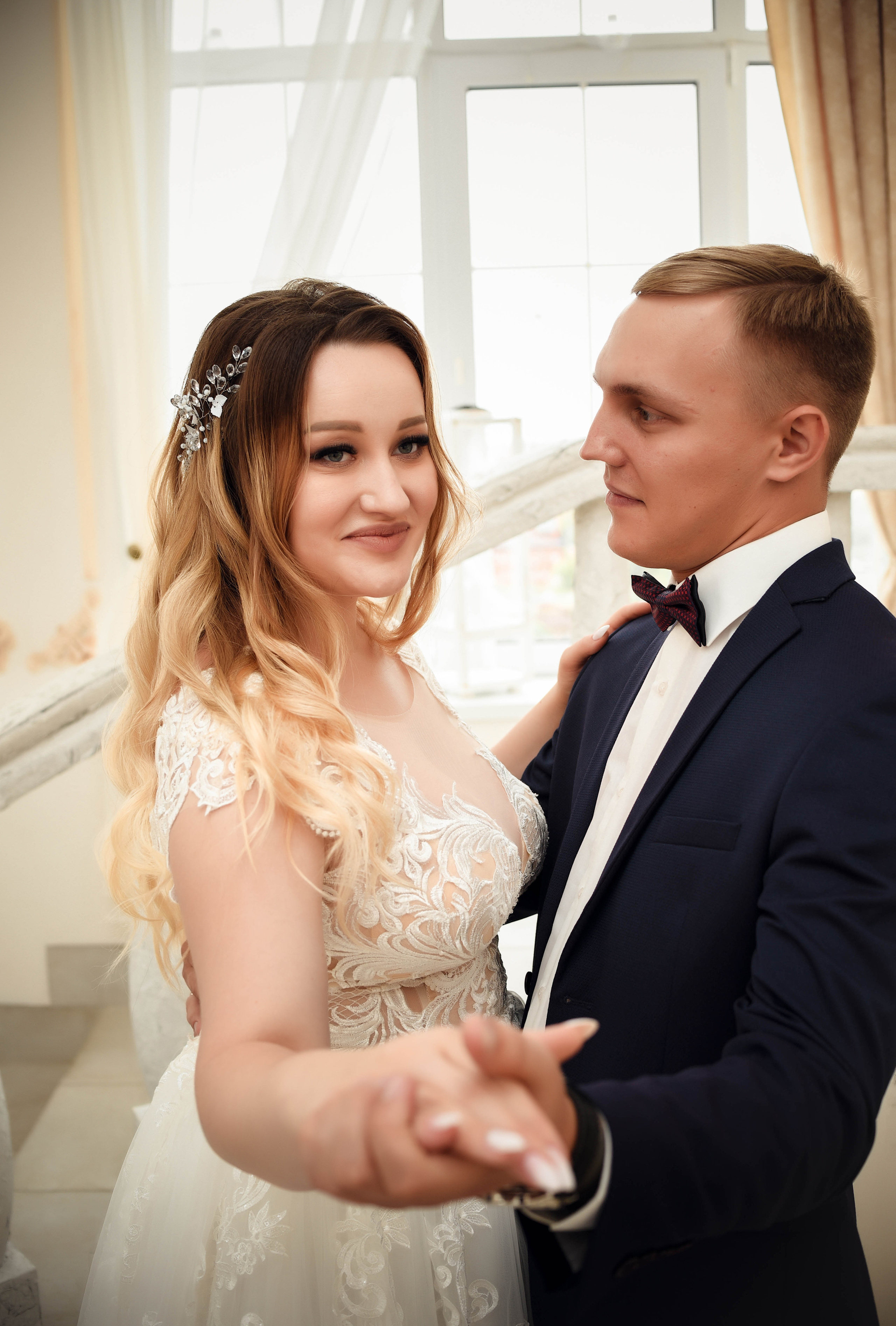 Летняя серия кадров с прогулки Александра и Юлии. Свадебный, семейный, детский, контент фотограф в Омске Максим Ильин