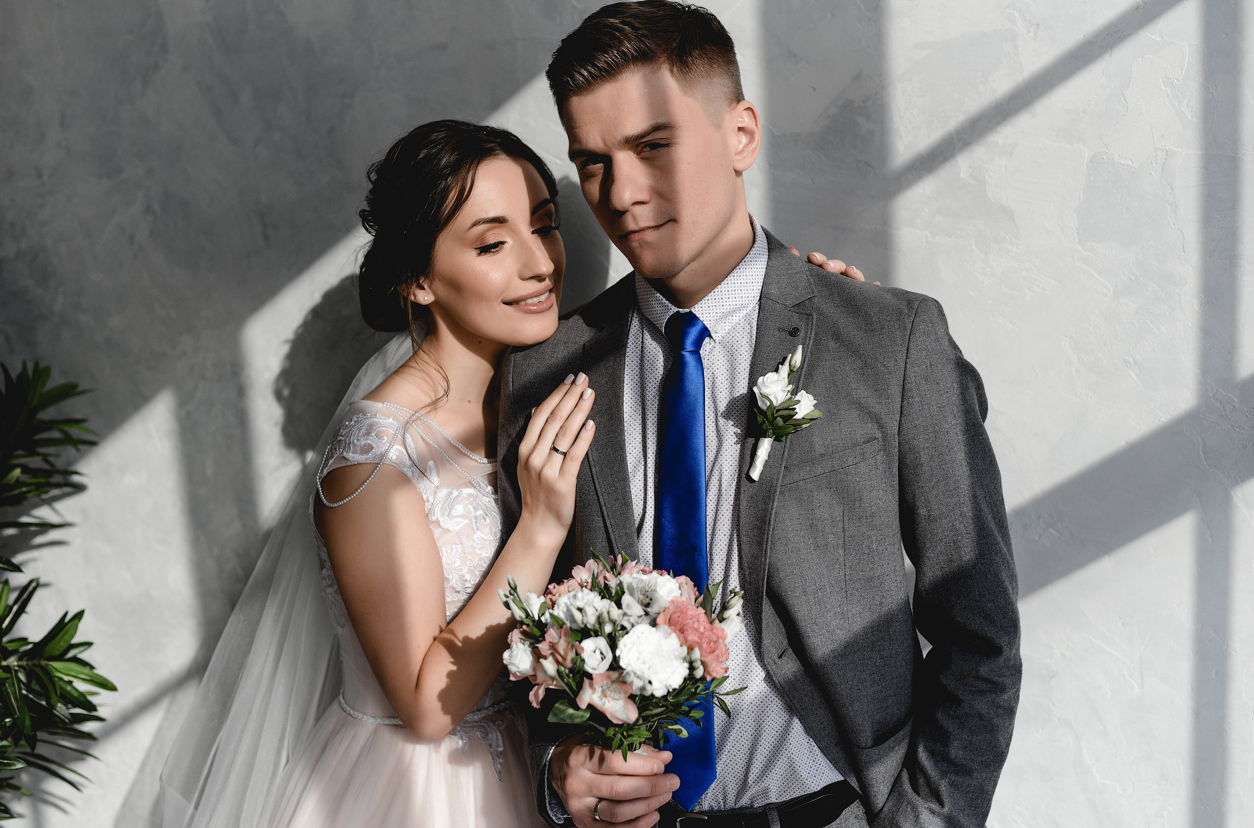 Красивая и нежная студийная серия Коли и Оли. Свадебный, семейный, детский, контент фотограф в Омске Максим Ильин