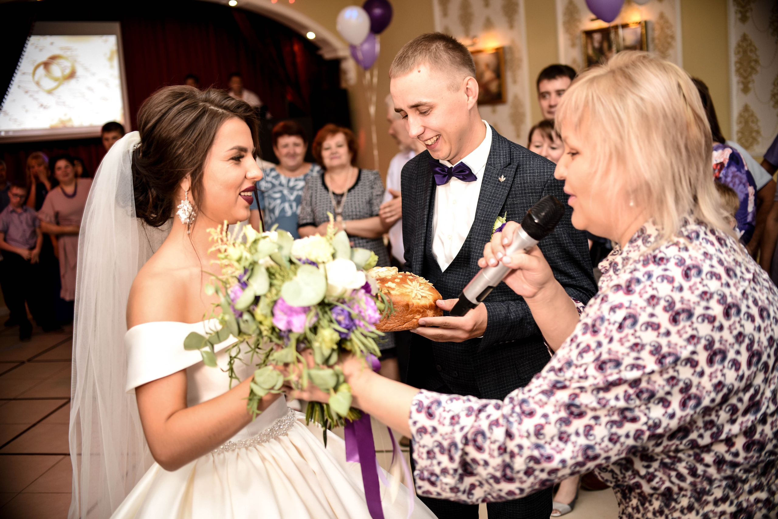 Яркая июльская история Алескандра и Инны. Свадебный, семейный, детский, контент фотограф в Омске Максим Ильин