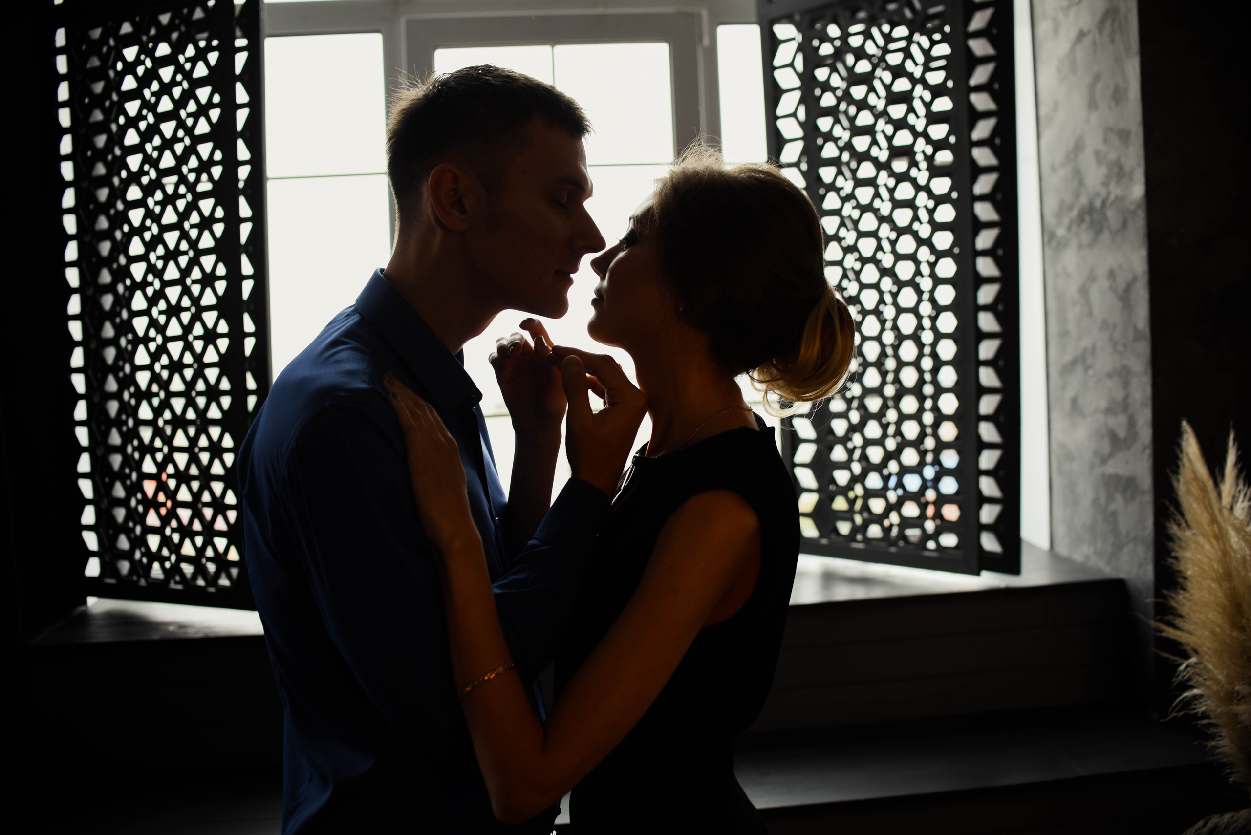 Студийное Love story. Свадебный, семейный, детский, контент фотограф в Омске Максим Ильин