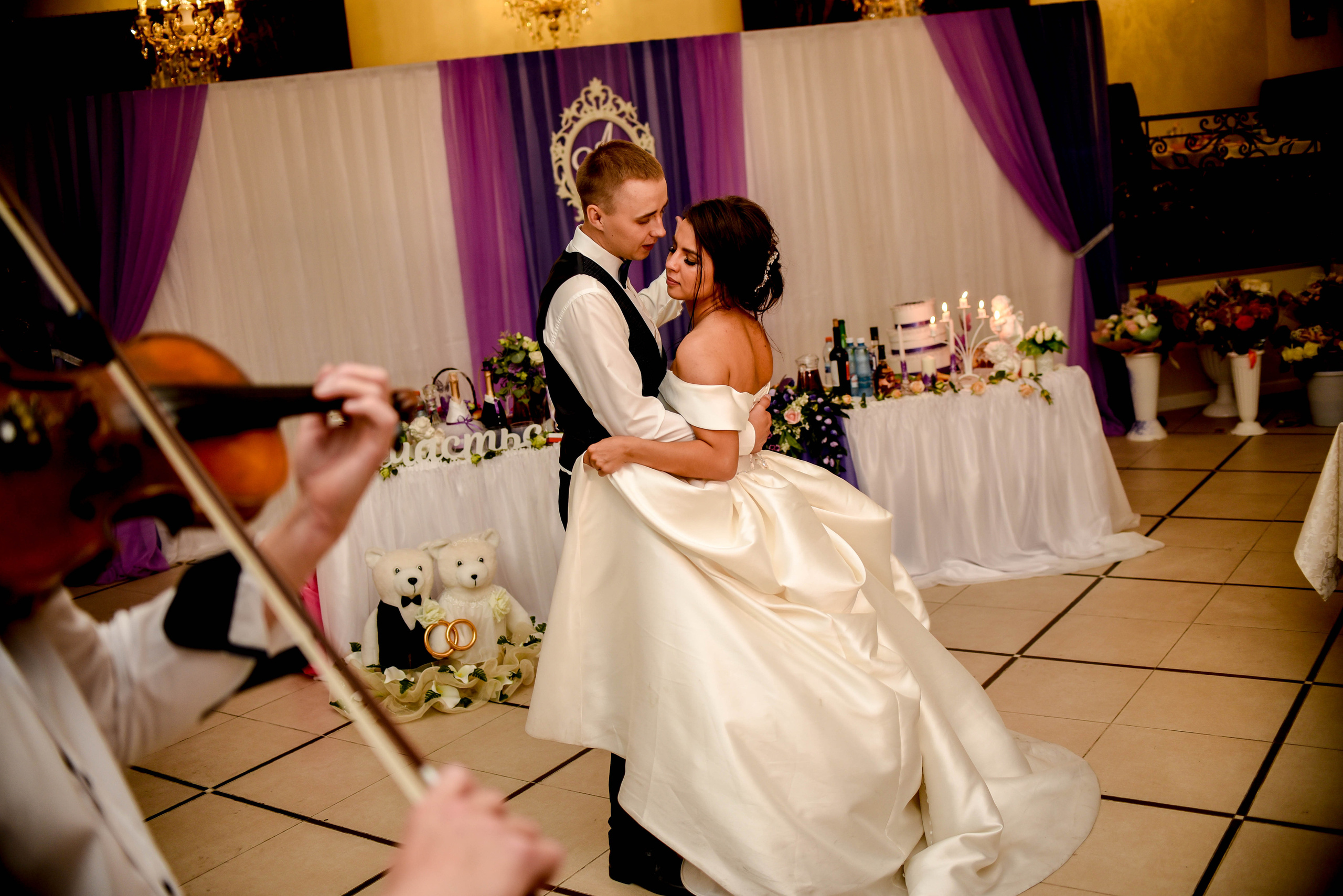 Яркая июльская история Алескандра и Инны. Свадебный, семейный, детский, контент фотограф в Омске Максим Ильин