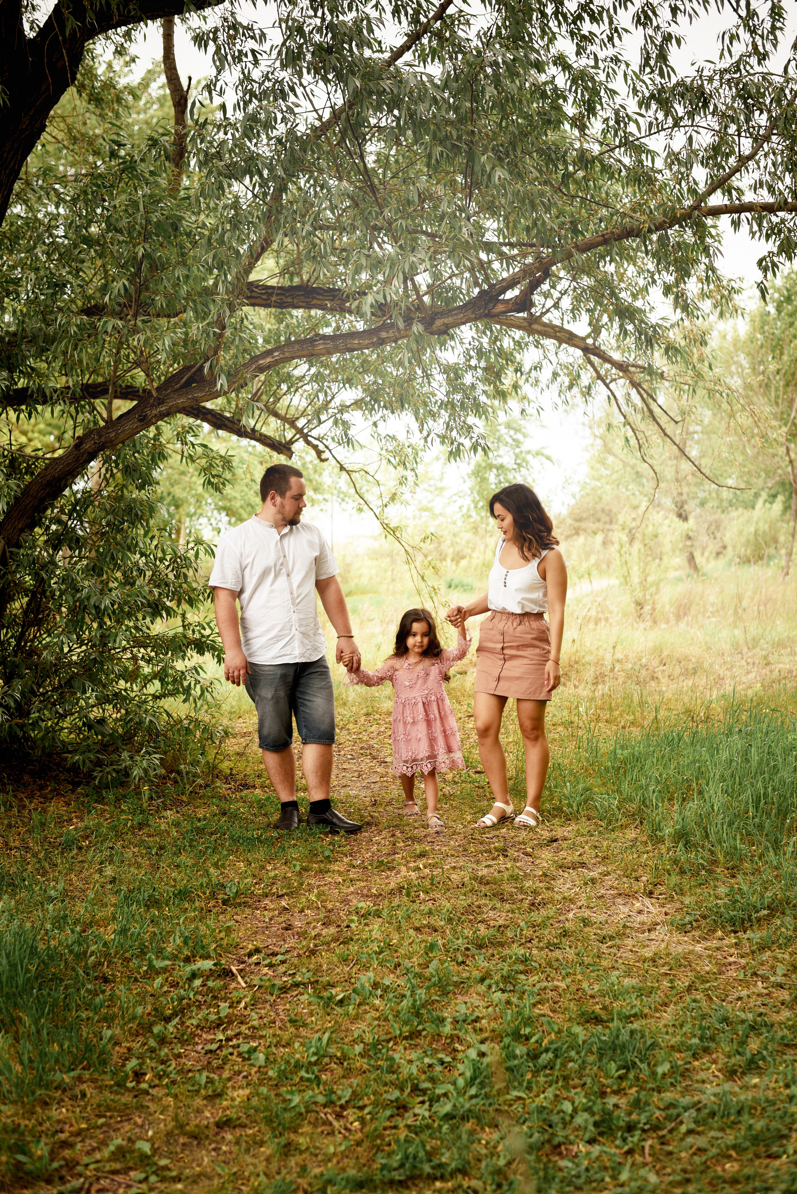 Прогулочные семейные, детские, индивидуальные фотосессии. Свадебный, семейный, детский, контент фотограф в Омске Максим Ильин