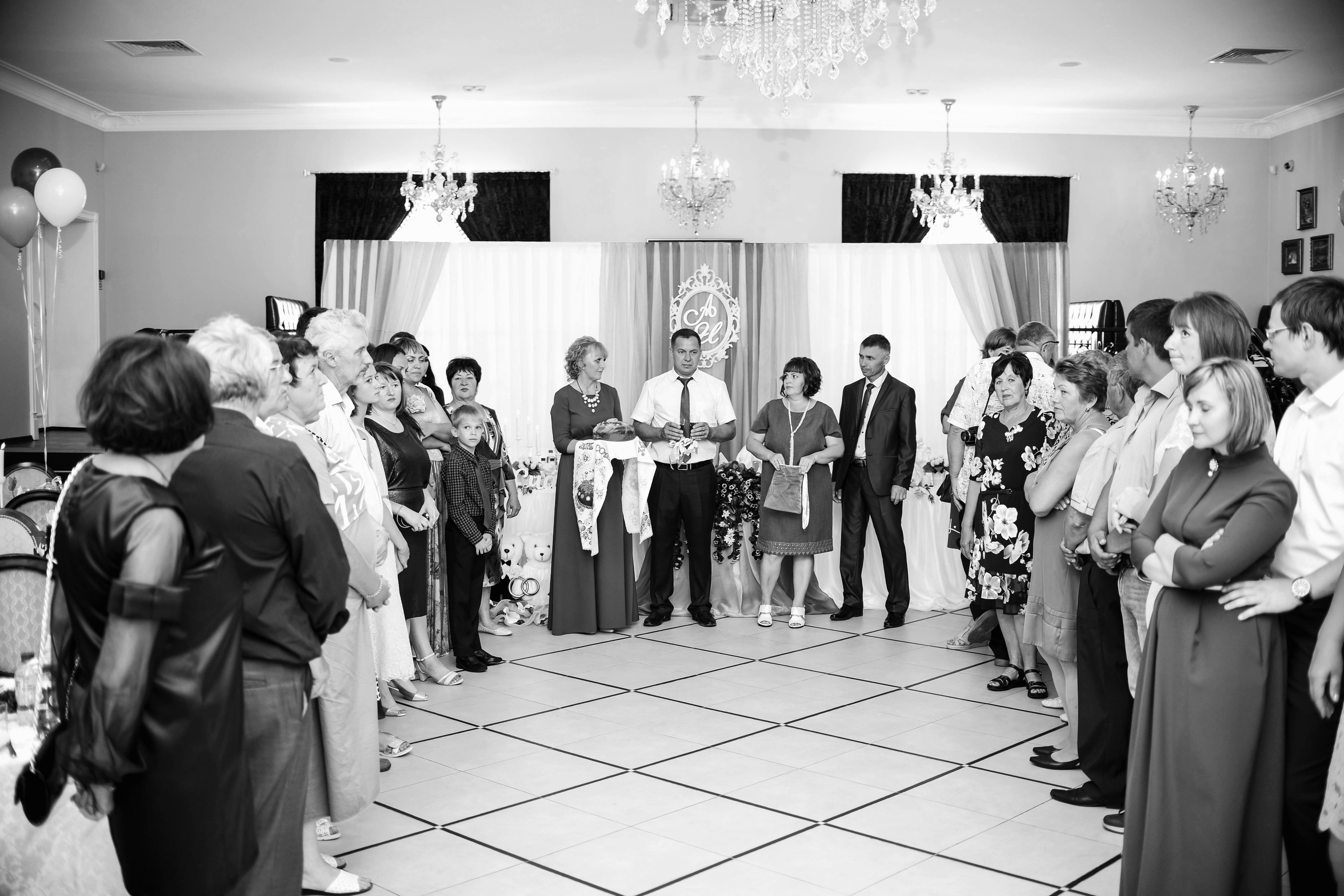 Яркая июльская история Алескандра и Инны. Свадебный, семейный, детский, контент фотограф в Омске Максим Ильин