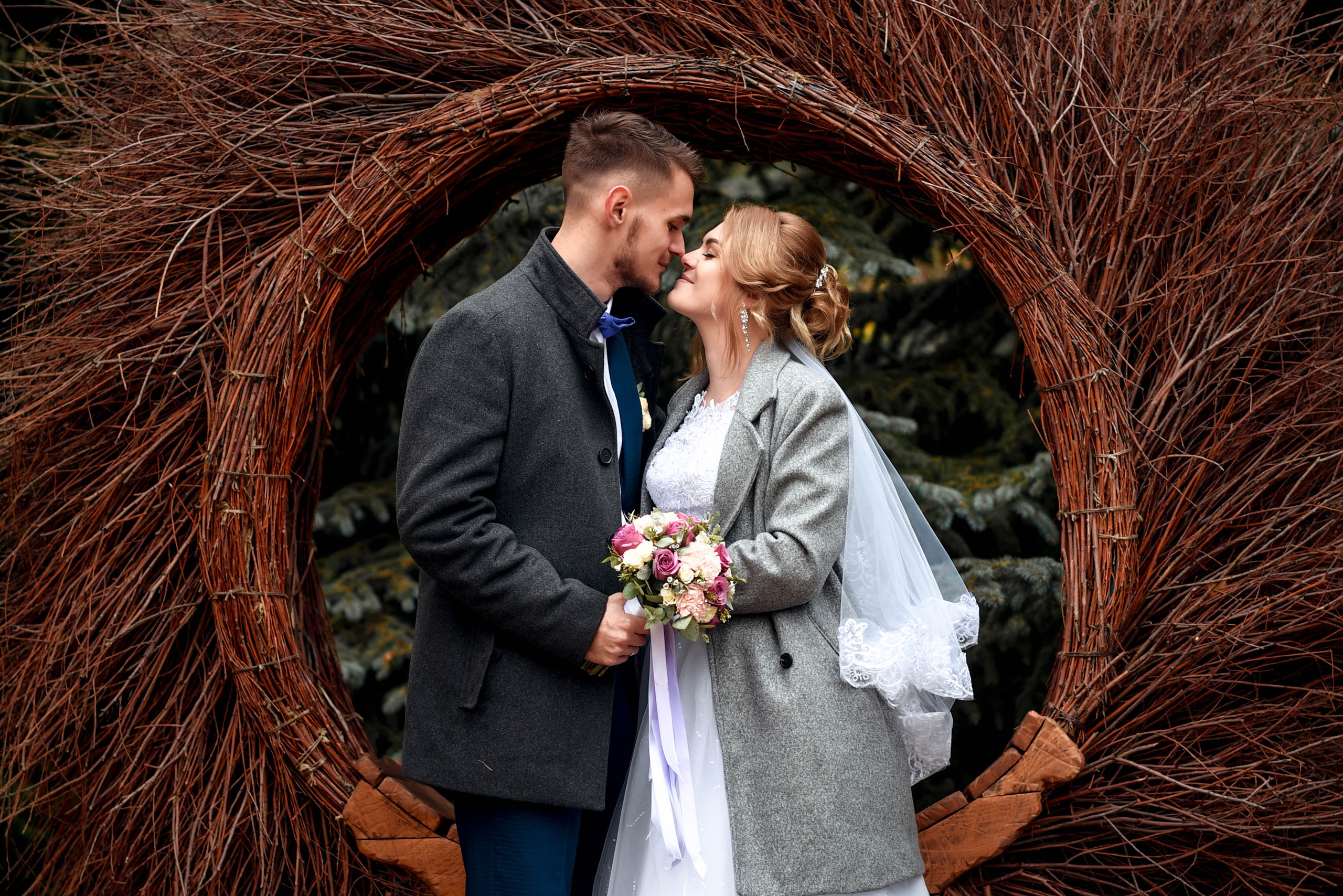 Осенняя свадебная серия Александра и Кристины. Свадебный, семейный, детский, контент фотограф в Омске Максим Ильин