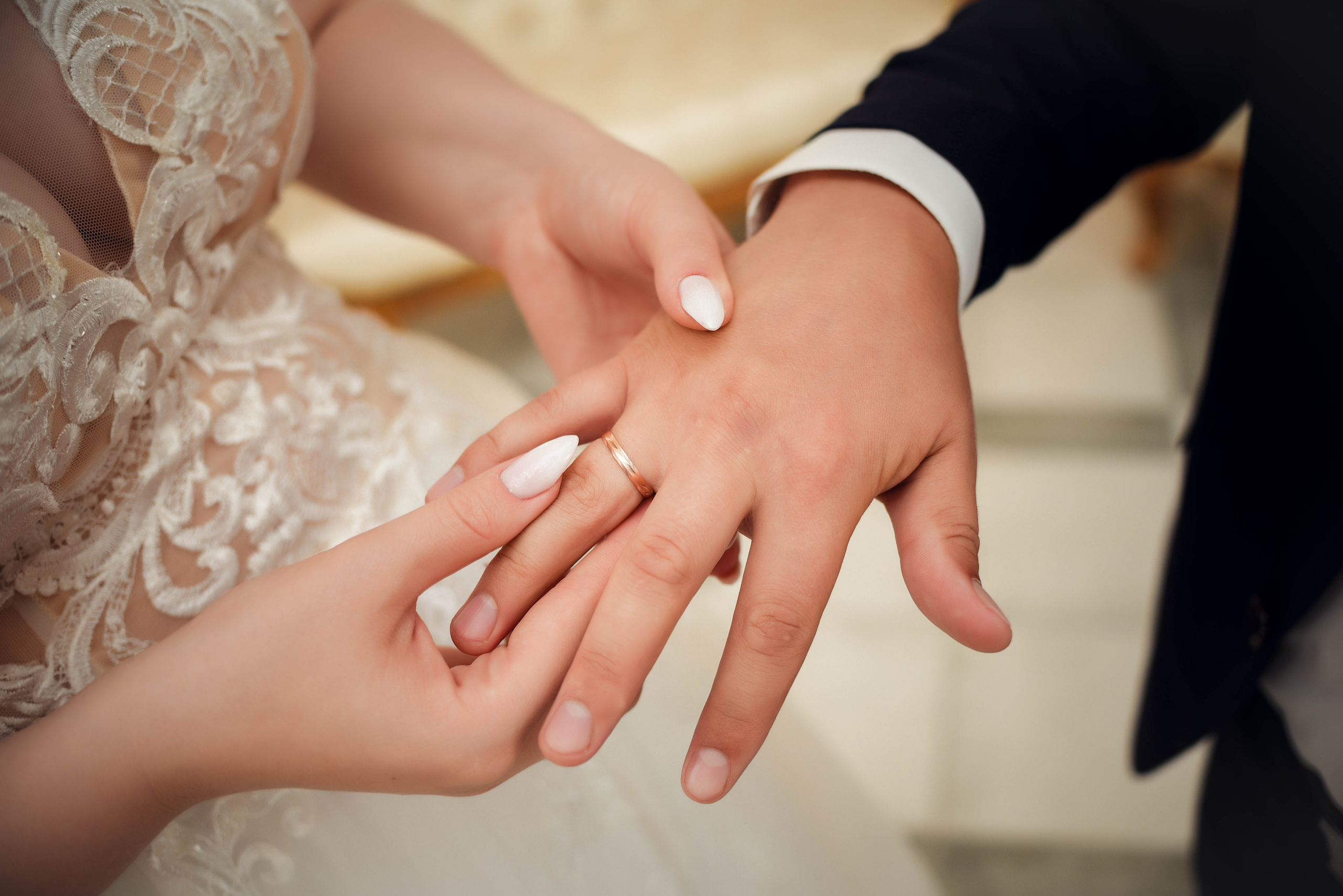 Летняя серия кадров с прогулки Александра и Юлии. Свадебный, семейный, детский, контент фотограф в Омске Максим Ильин