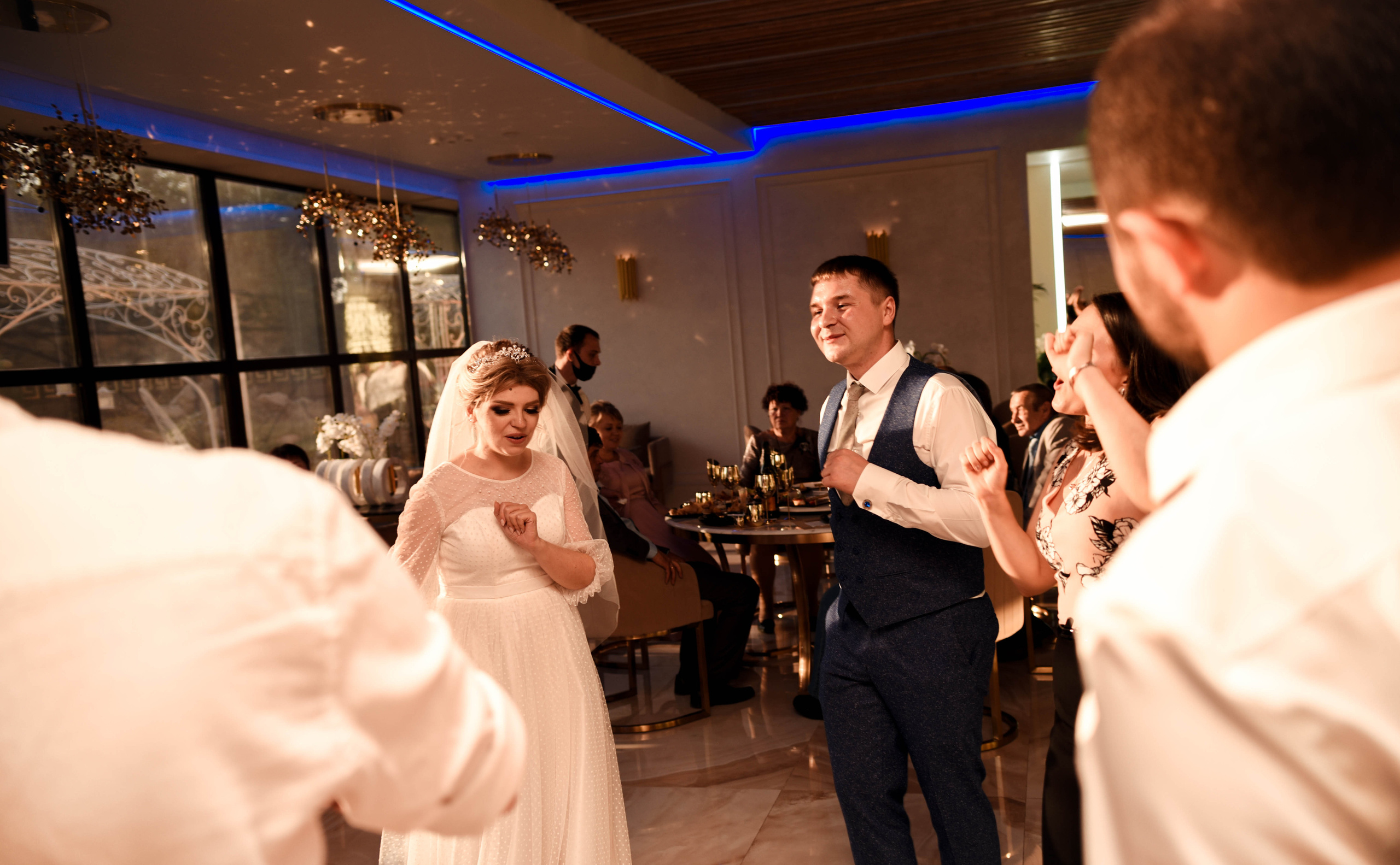 Романтичная история Яны и Константина. Свадебный, семейный, детский, контент фотограф в Омске Максим Ильин