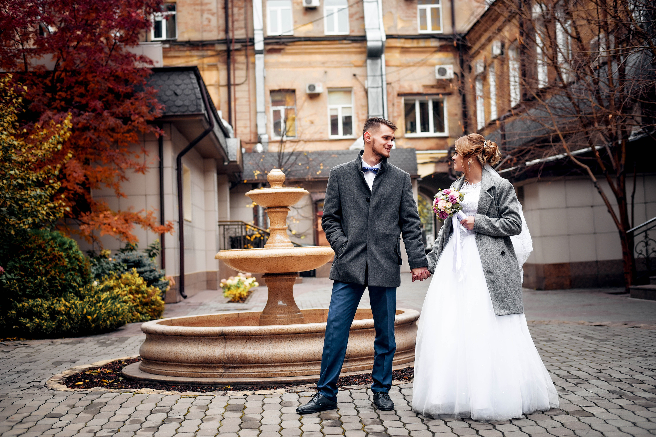 Осенняя свадебная серия Александра и Кристины. Свадебный, семейный, детский, контент фотограф в Омске Максим Ильин