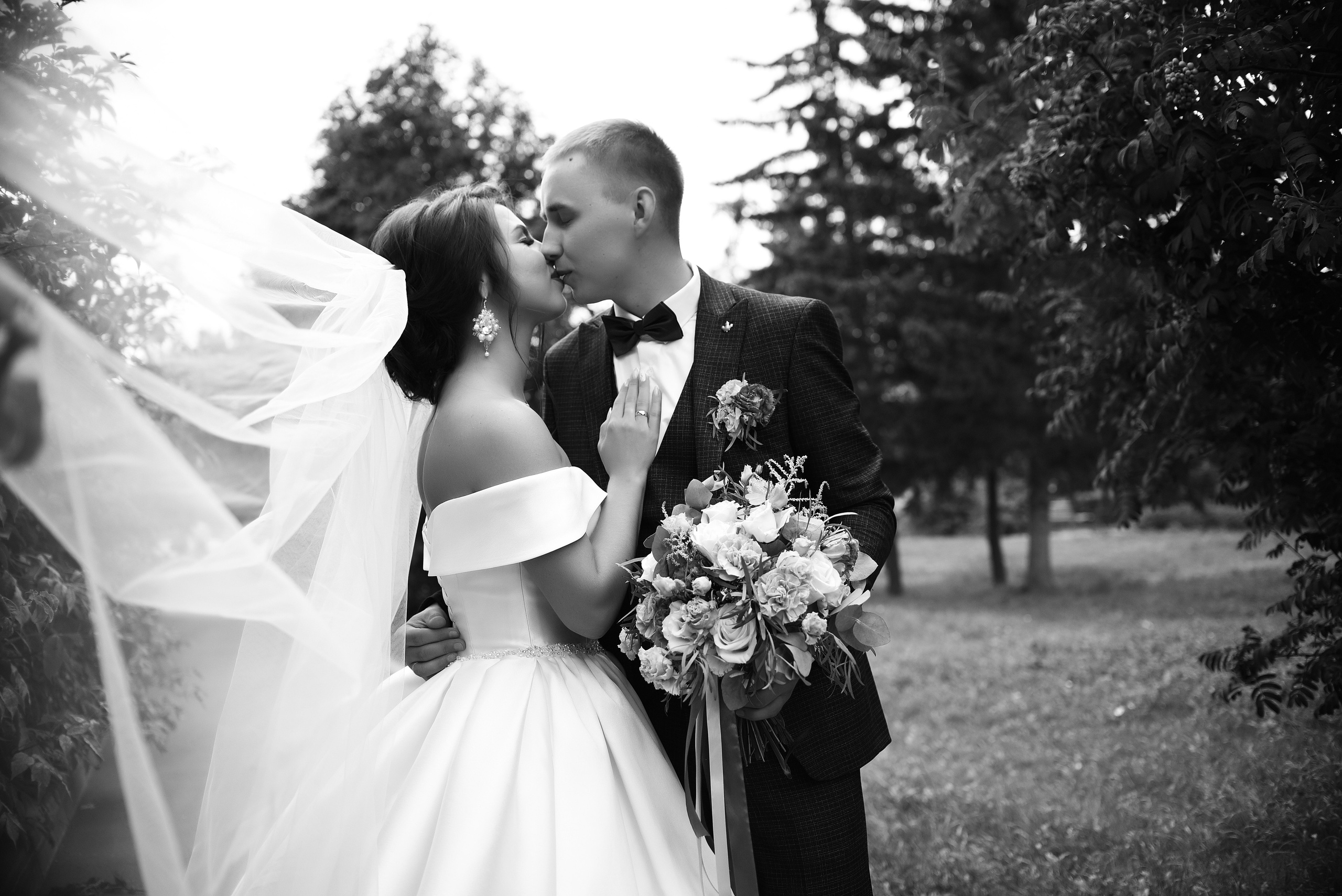 Яркая июльская история Алескандра и Инны. Свадебный, семейный, детский, контент фотограф в Омске Максим Ильин