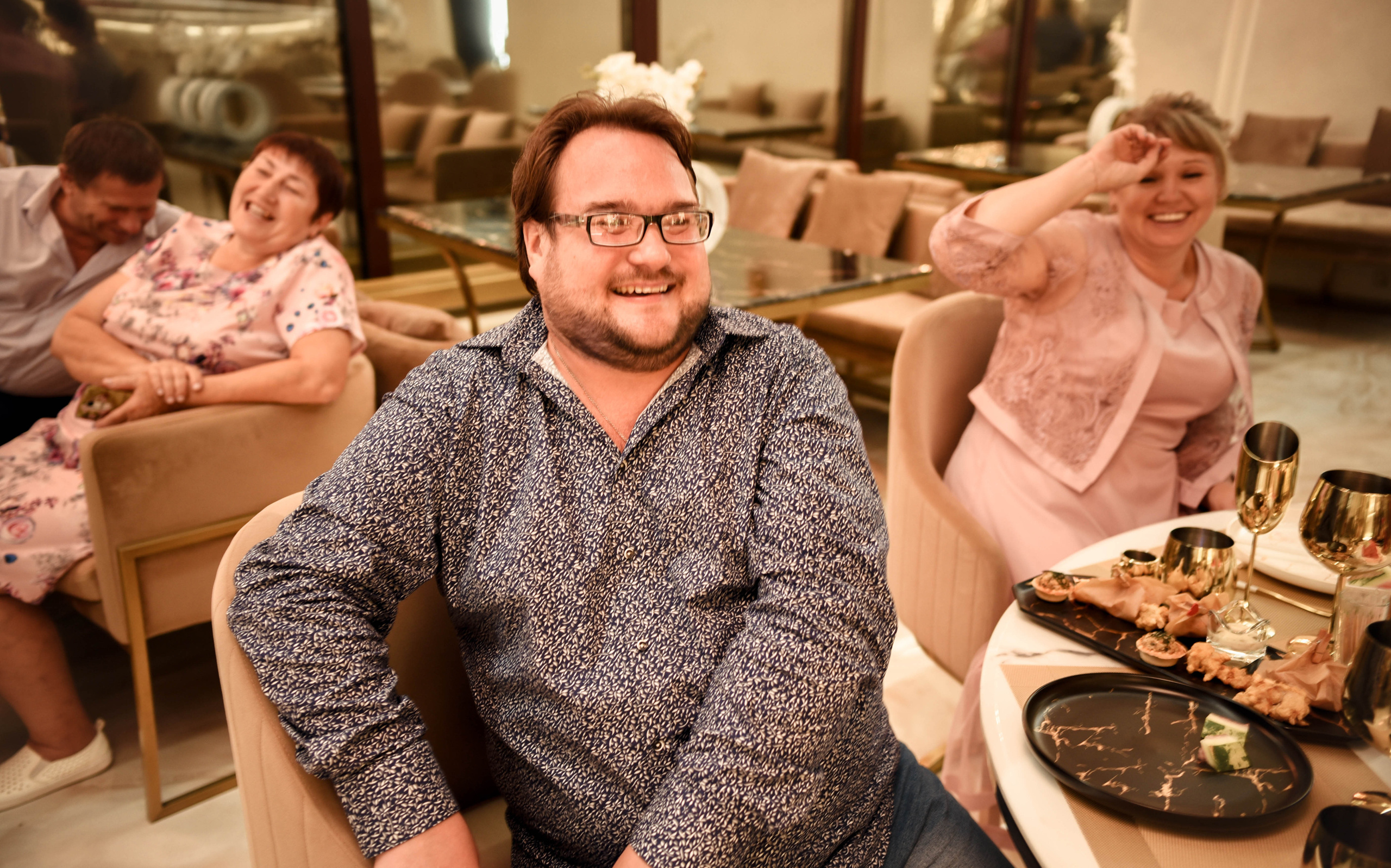 Романтичная история Яны и Константина. Свадебный, семейный, детский, контент фотограф в Омске Максим Ильин