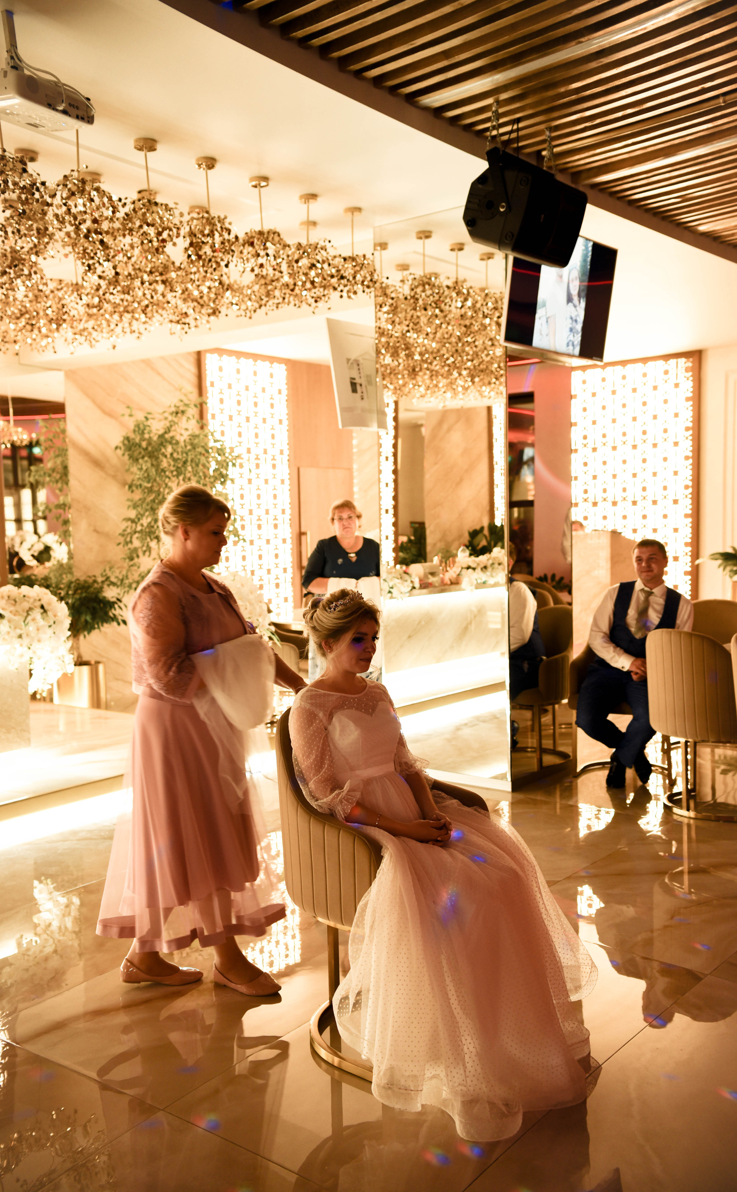 Романтичная история Яны и Константина. Свадебный, семейный, детский, контент фотограф в Омске Максим Ильин