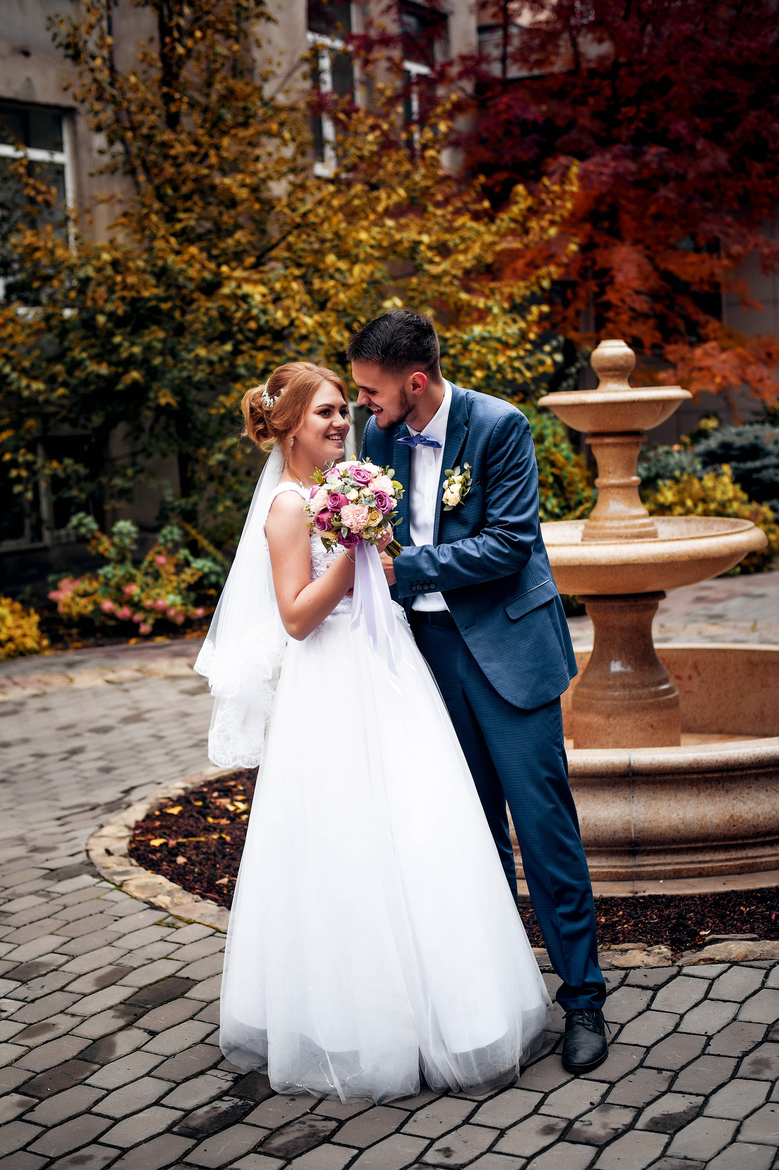Осенняя свадебная серия Александра и Кристины. Свадебный, семейный, детский, контент фотограф в Омске Максим Ильин
