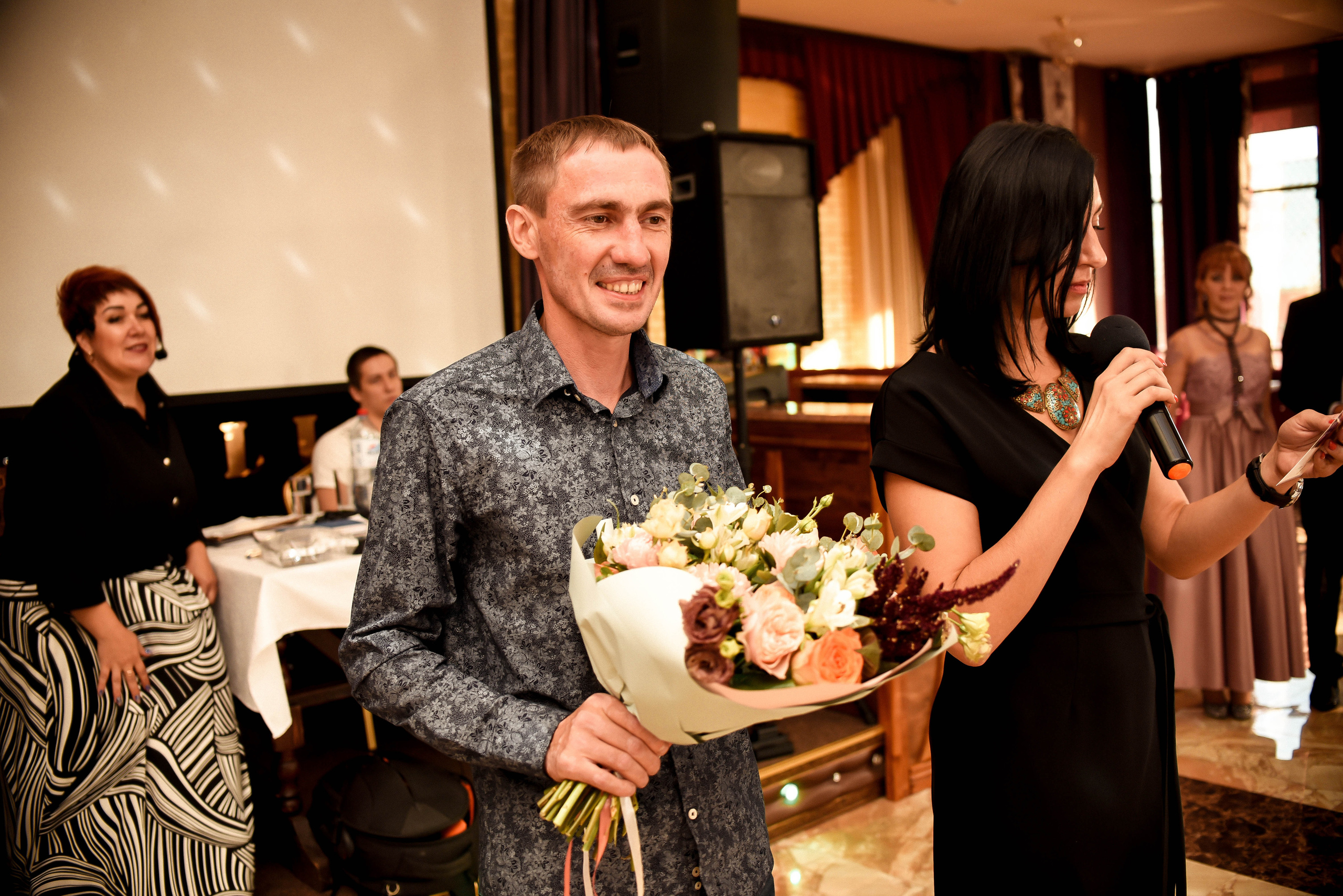 Элегантная пара Александр и Людмила. Свадебный, семейный, детский, контент фотограф в Омске Максим Ильин