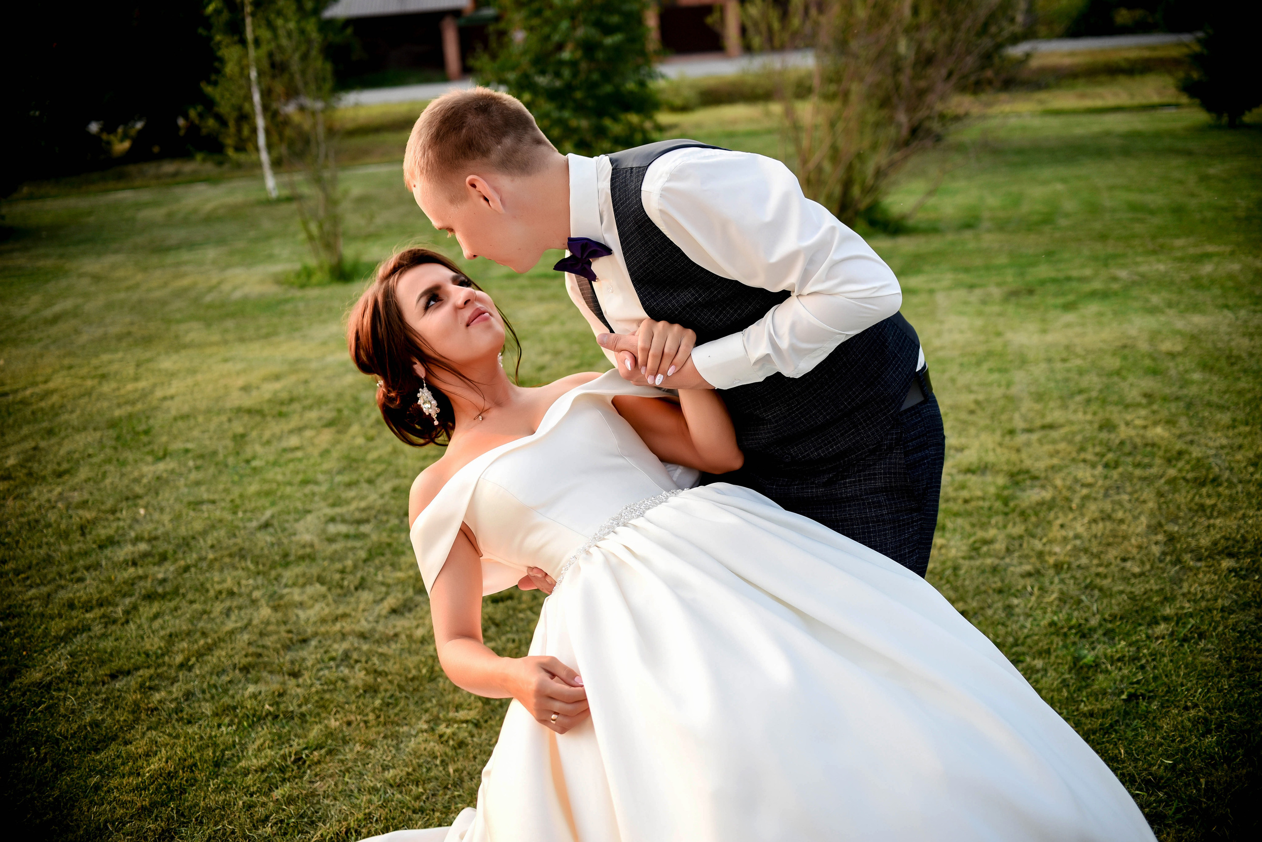 Яркая июльская история Алескандра и Инны. Свадебный, семейный, детский, контент фотограф в Омске Максим Ильин