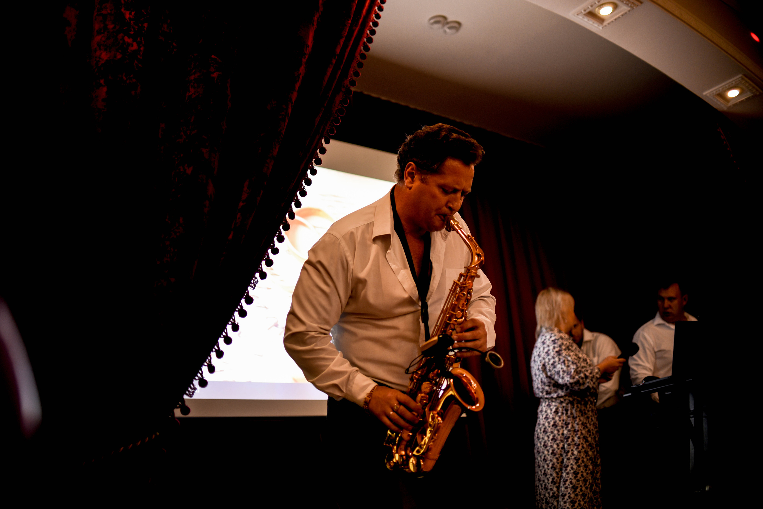 Яркая июльская история Алескандра и Инны. Свадебный, семейный, детский, контент фотограф в Омске Максим Ильин