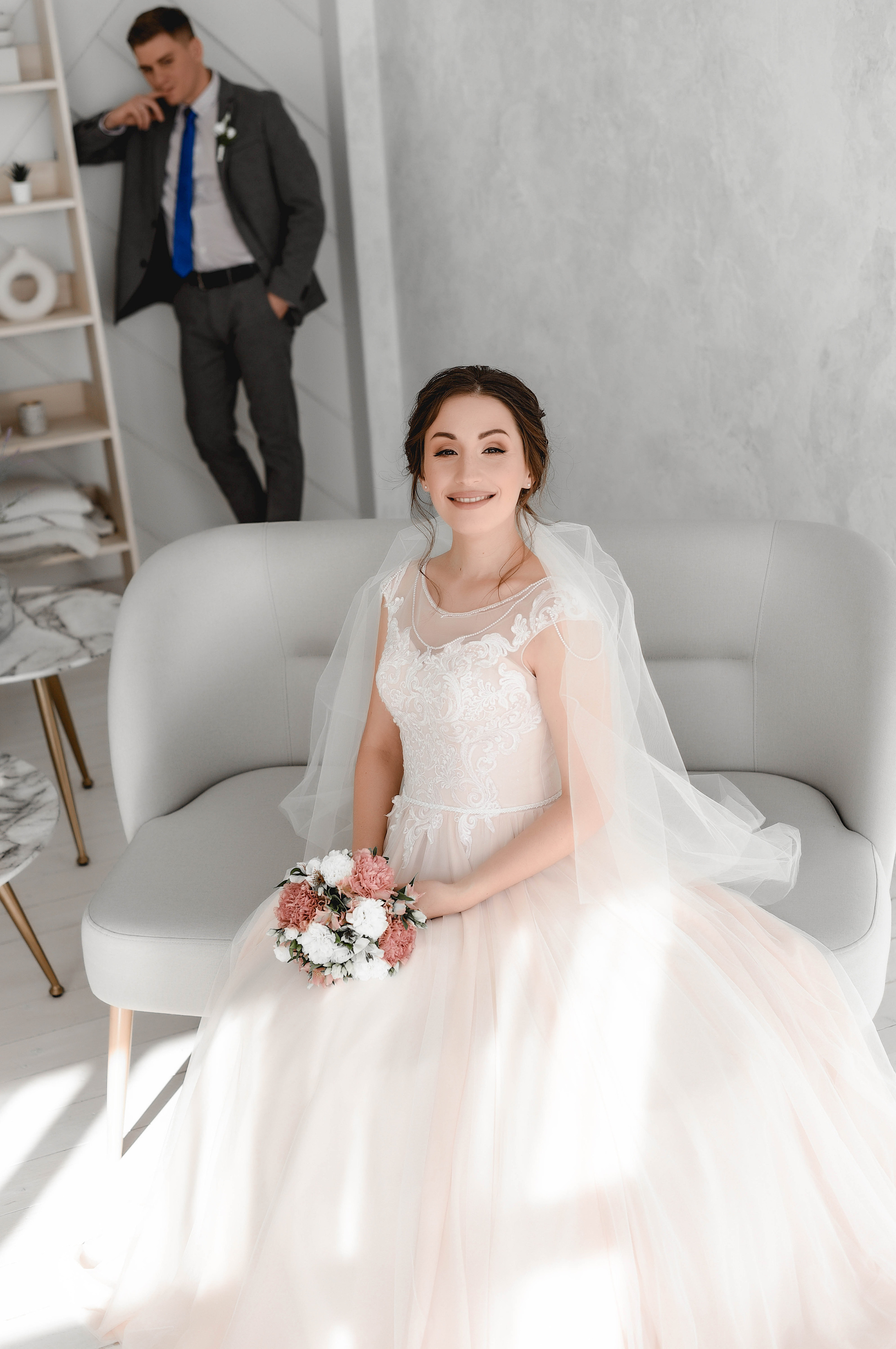 Красивая и нежная студийная серия Коли и Оли. Свадебный, семейный, детский, контент фотограф в Омске Максим Ильин