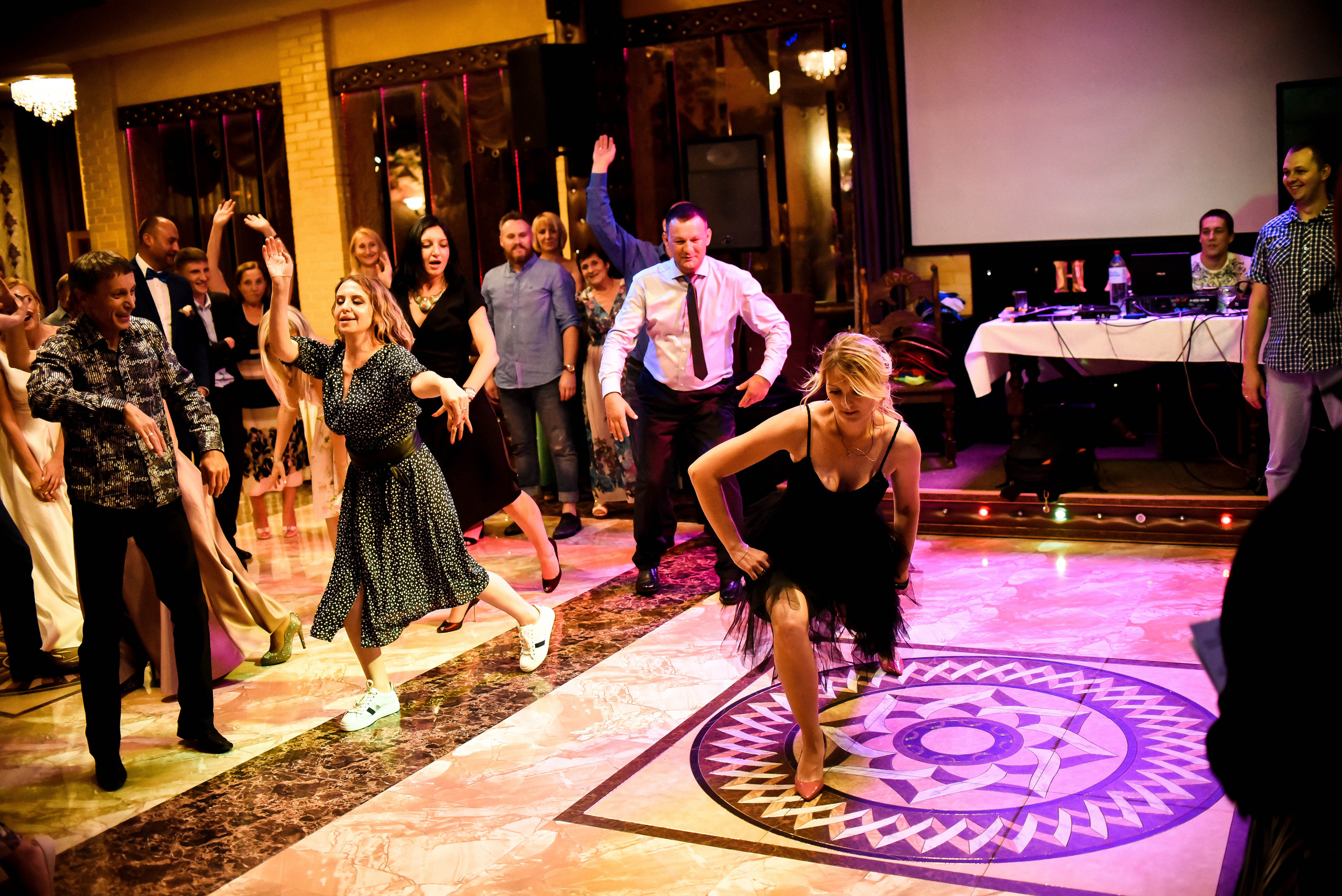 Элегантная пара Александр и Людмила. Свадебный, семейный, детский, контент фотограф в Омске Максим Ильин