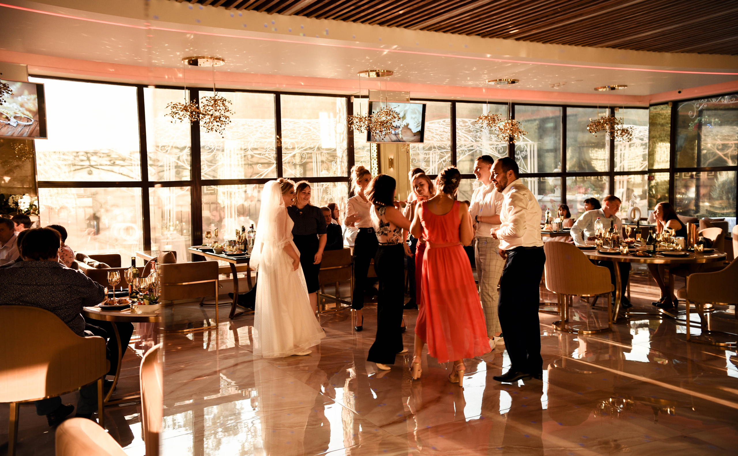 Романтичная история Яны и Константина. Свадебный, семейный, детский, контент фотограф в Омске Максим Ильин