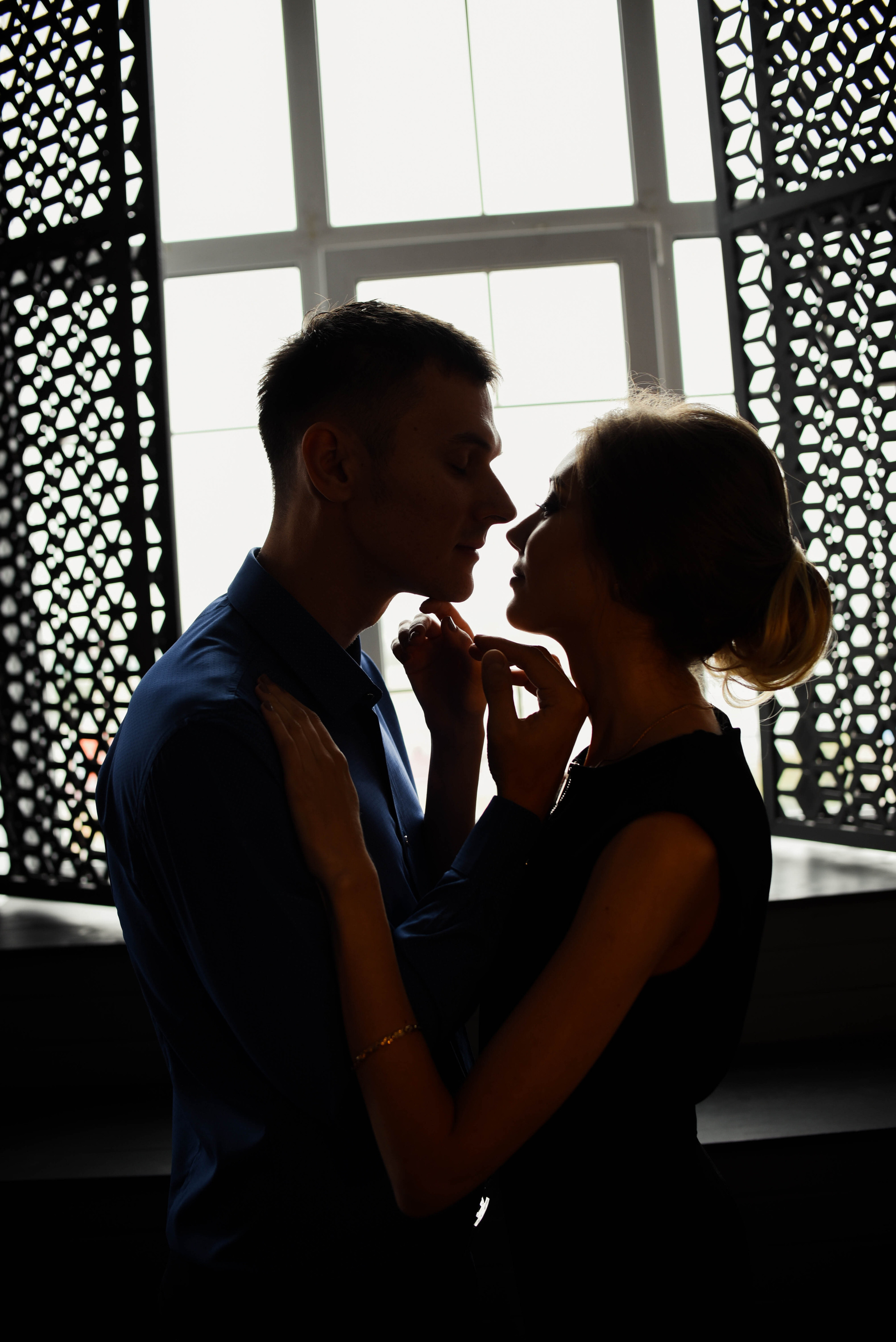 Студийное Love story. Свадебный, семейный, детский, контент фотограф в Омске Максим Ильин