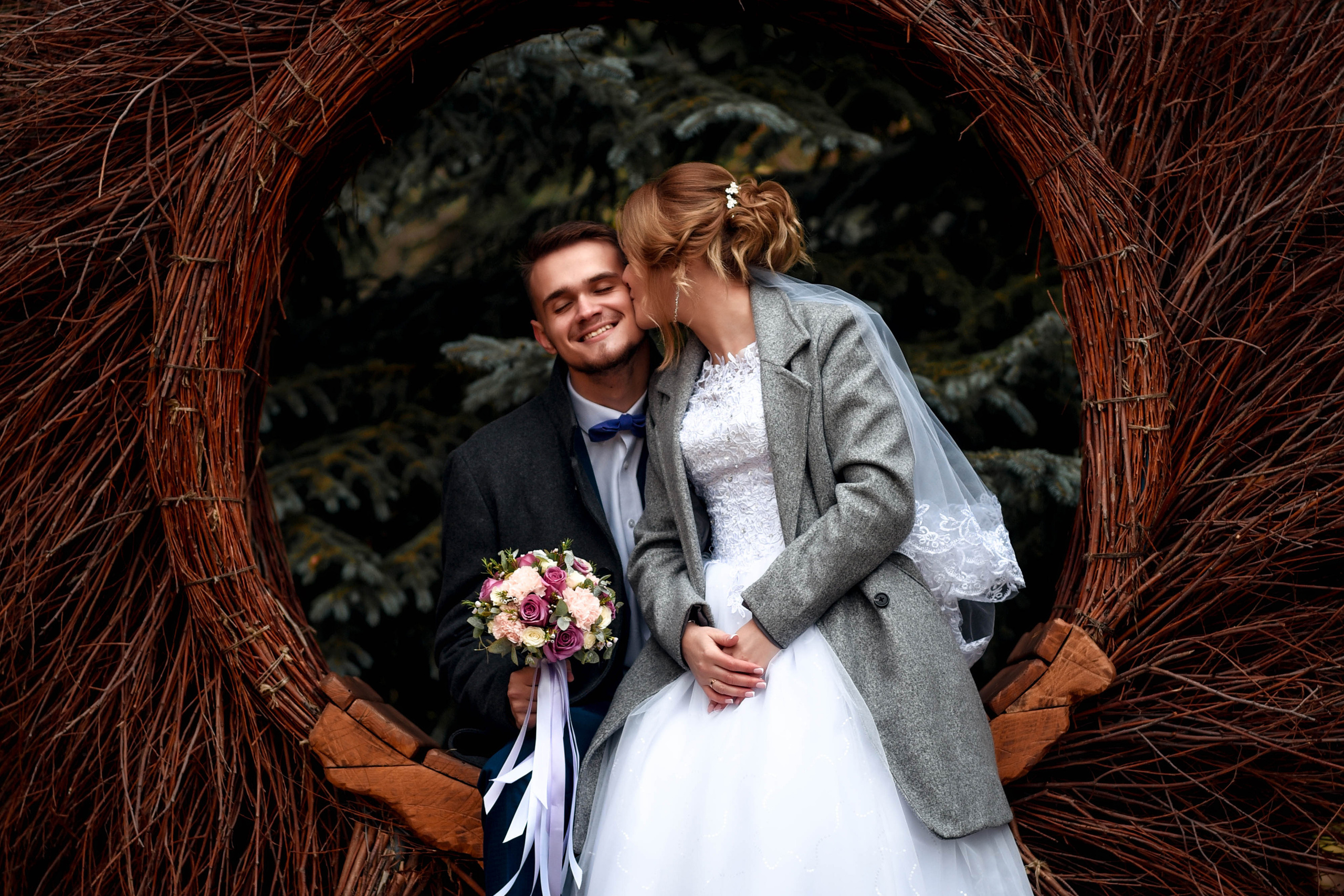 Осенняя свадебная серия Александра и Кристины. Свадебный, семейный, детский, контент фотограф в Омске Максим Ильин