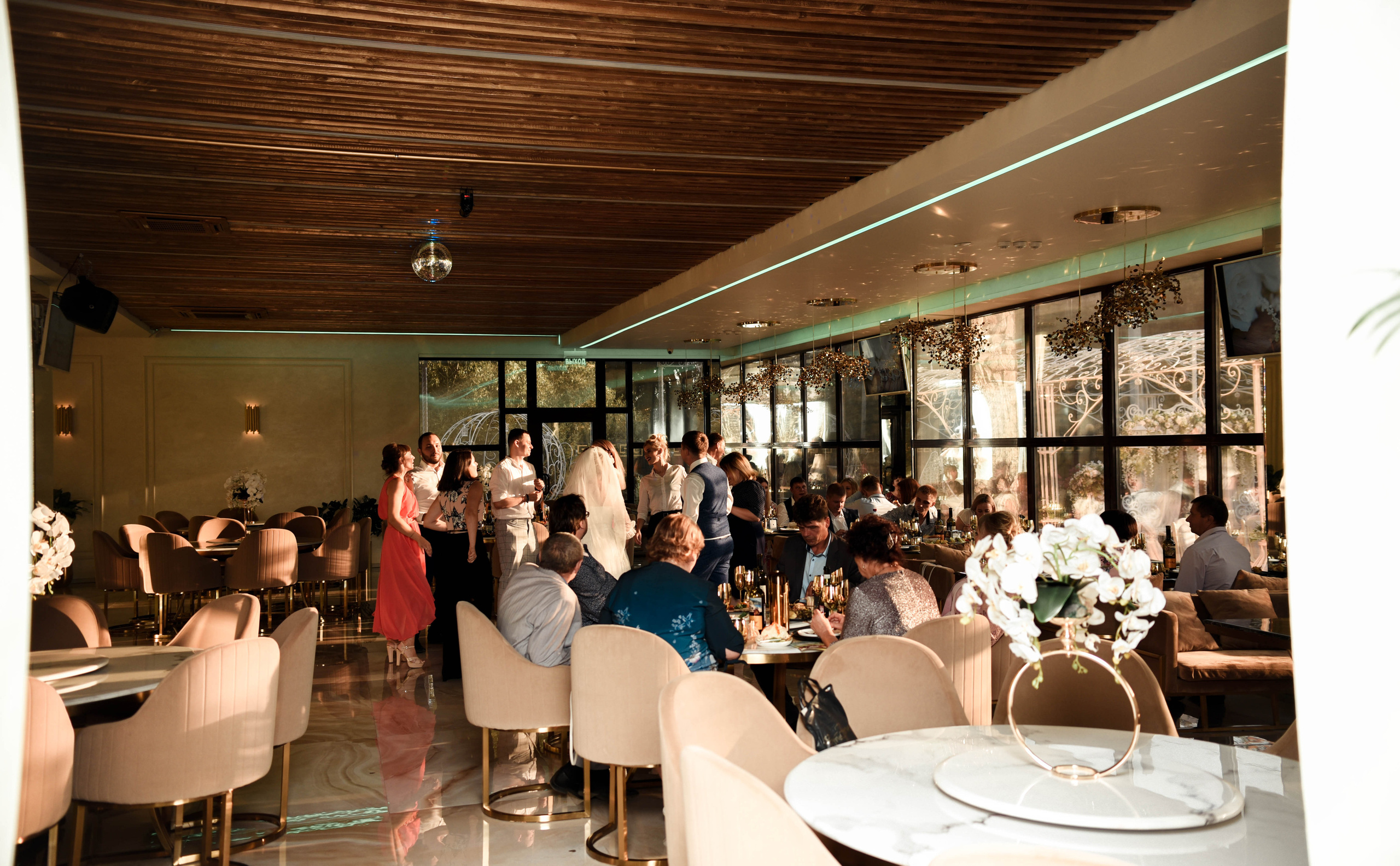 Романтичная история Яны и Константина. Свадебный, семейный, детский, контент фотограф в Омске Максим Ильин