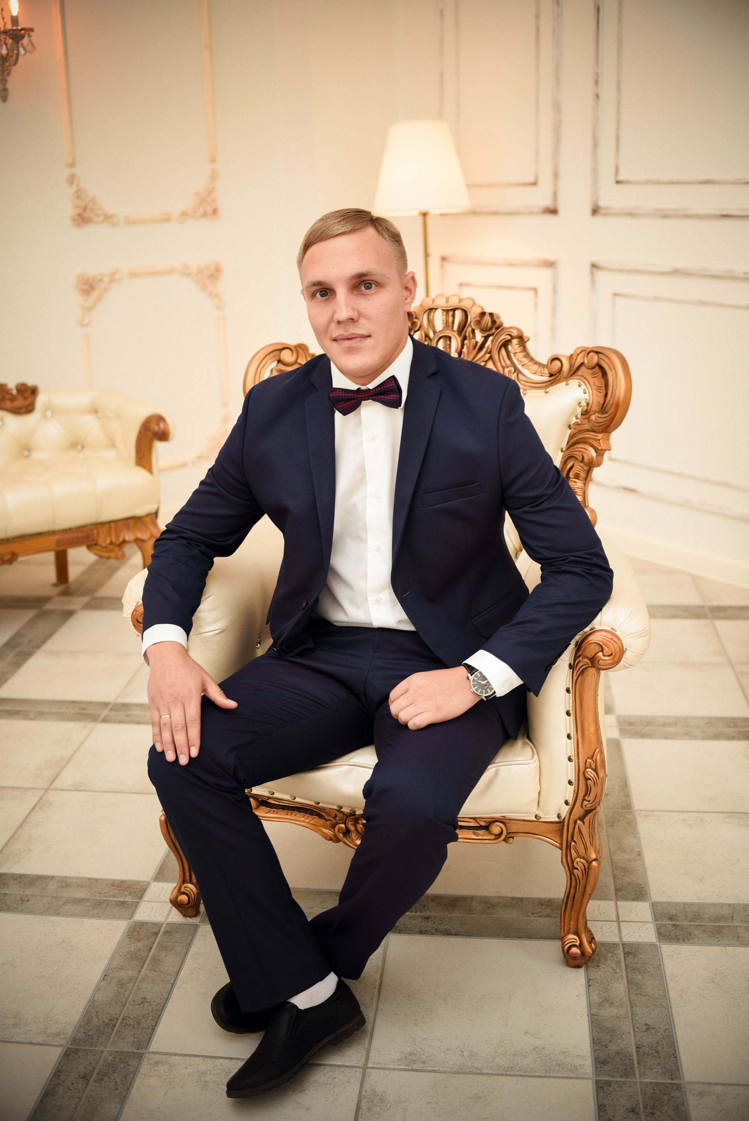 Летняя серия кадров с прогулки Александра и Юлии. Свадебный, семейный, детский, контент фотограф в Омске Максим Ильин