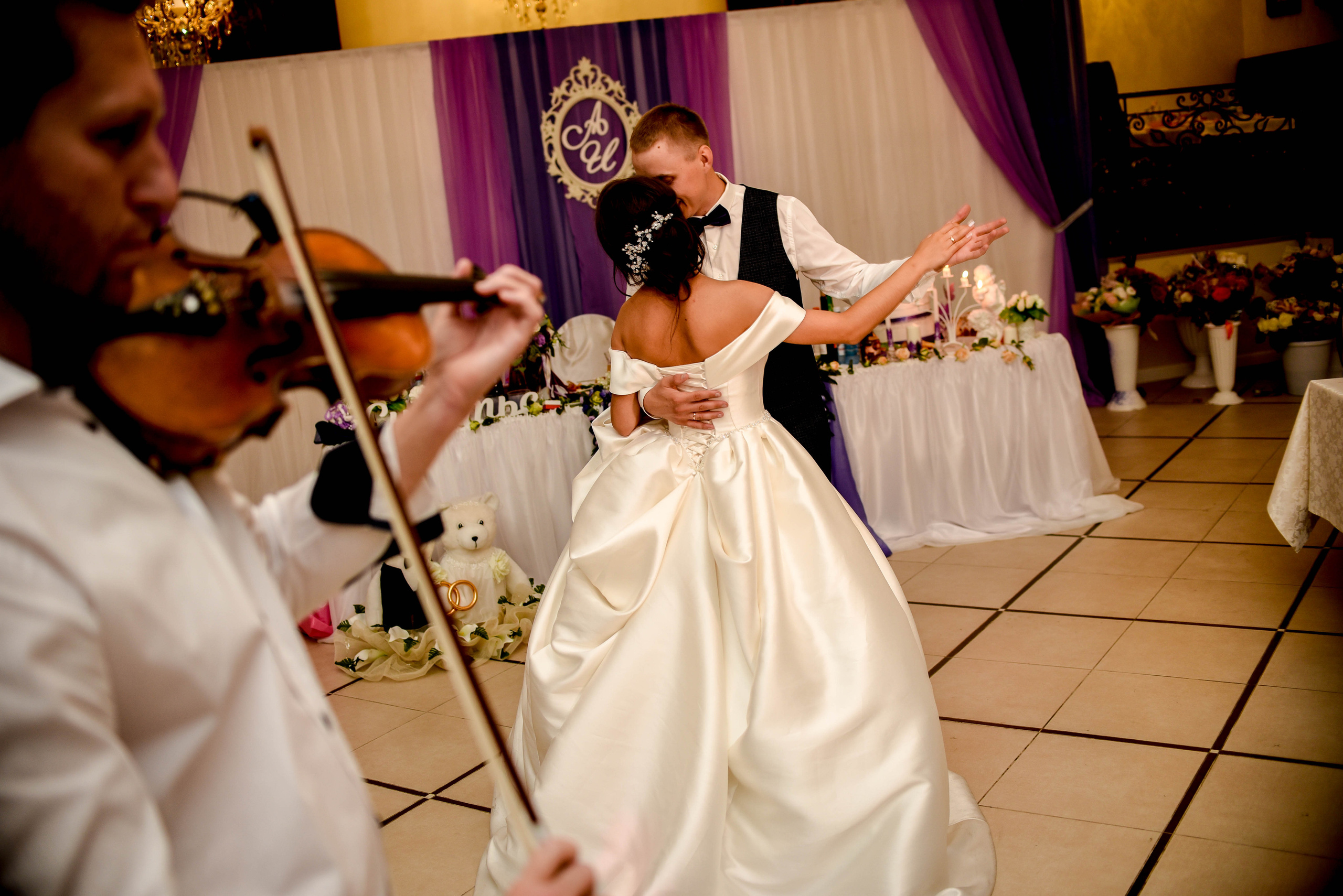 Яркая июльская история Алескандра и Инны. Свадебный, семейный, детский, контент фотограф в Омске Максим Ильин