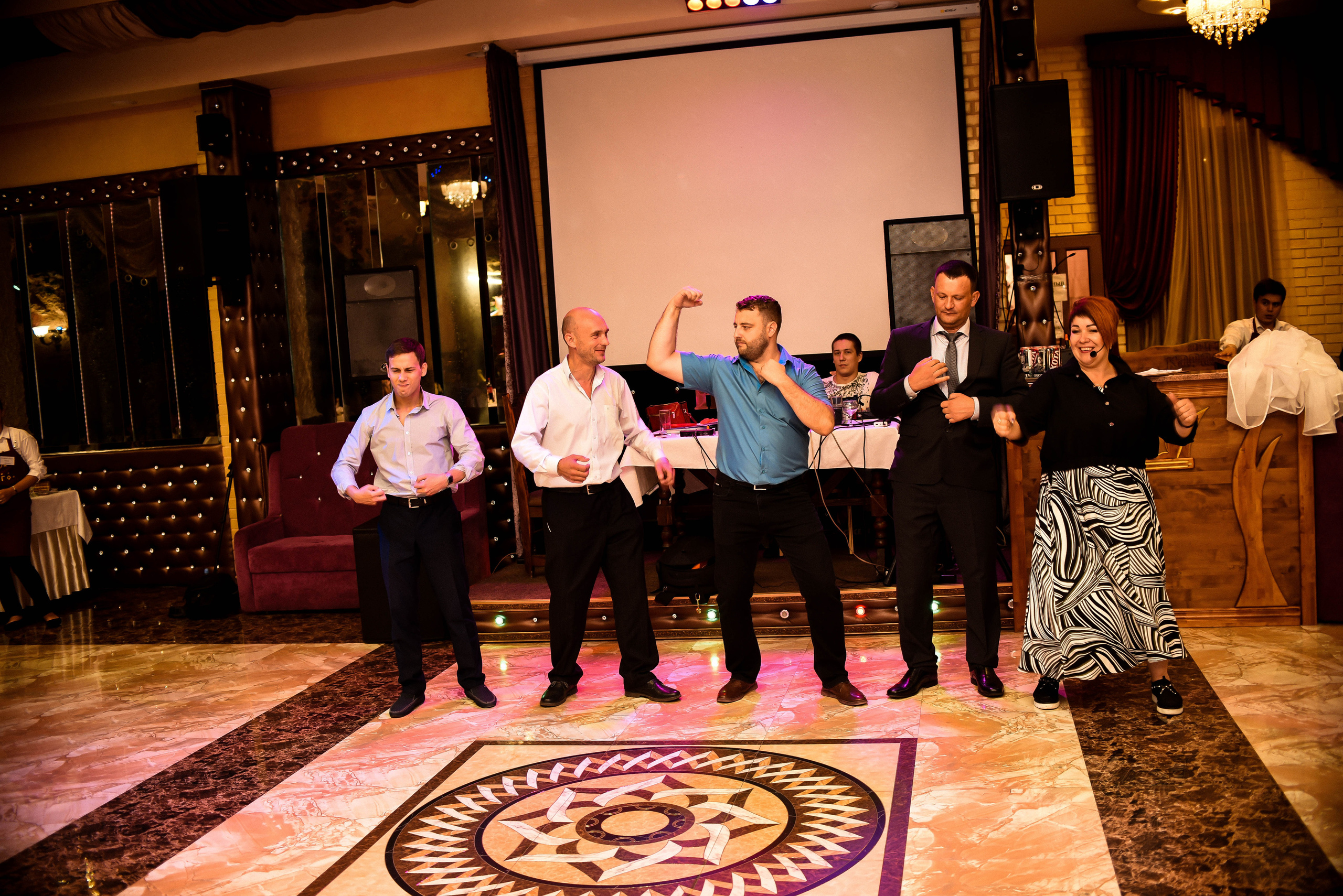 Элегантная пара Александр и Людмила. Свадебный, семейный, детский, контент фотограф в Омске Максим Ильин